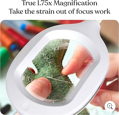 Miniatura 4 de Brightech LightView Pro - Lámpara de escritorio LED con lupa con luz, pasatiempos y lectura, flexibilidad y durabilidad, lámpara de pie con lupa LED