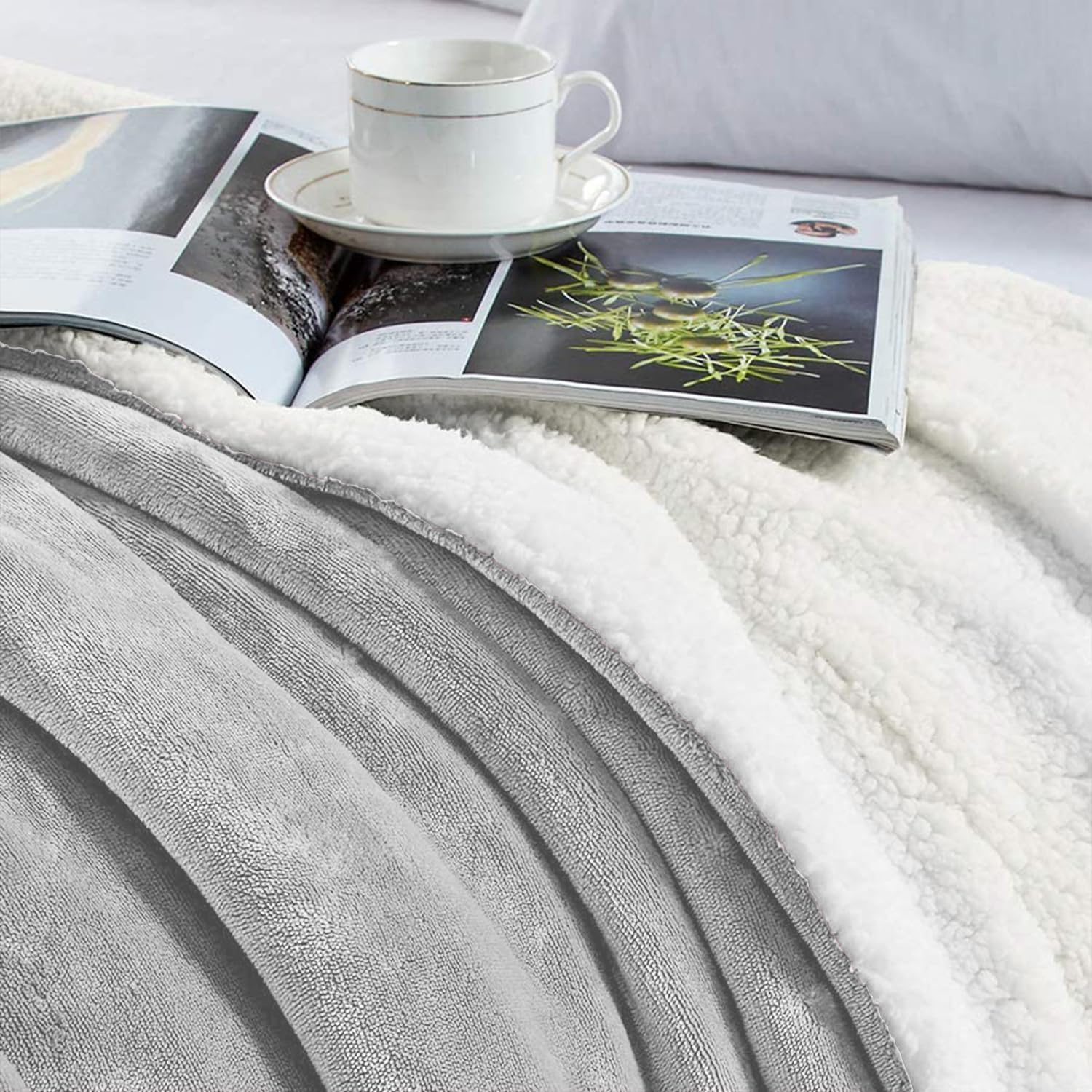 MOONLIGHT20015 Sherpa Blankets Queen Size - (Light Grey, 90X90 Inches) Fuzzy, Soft and Wool/Fleece Blanket for Bed, Fluffy Blankets for Winter, Camping and Travel