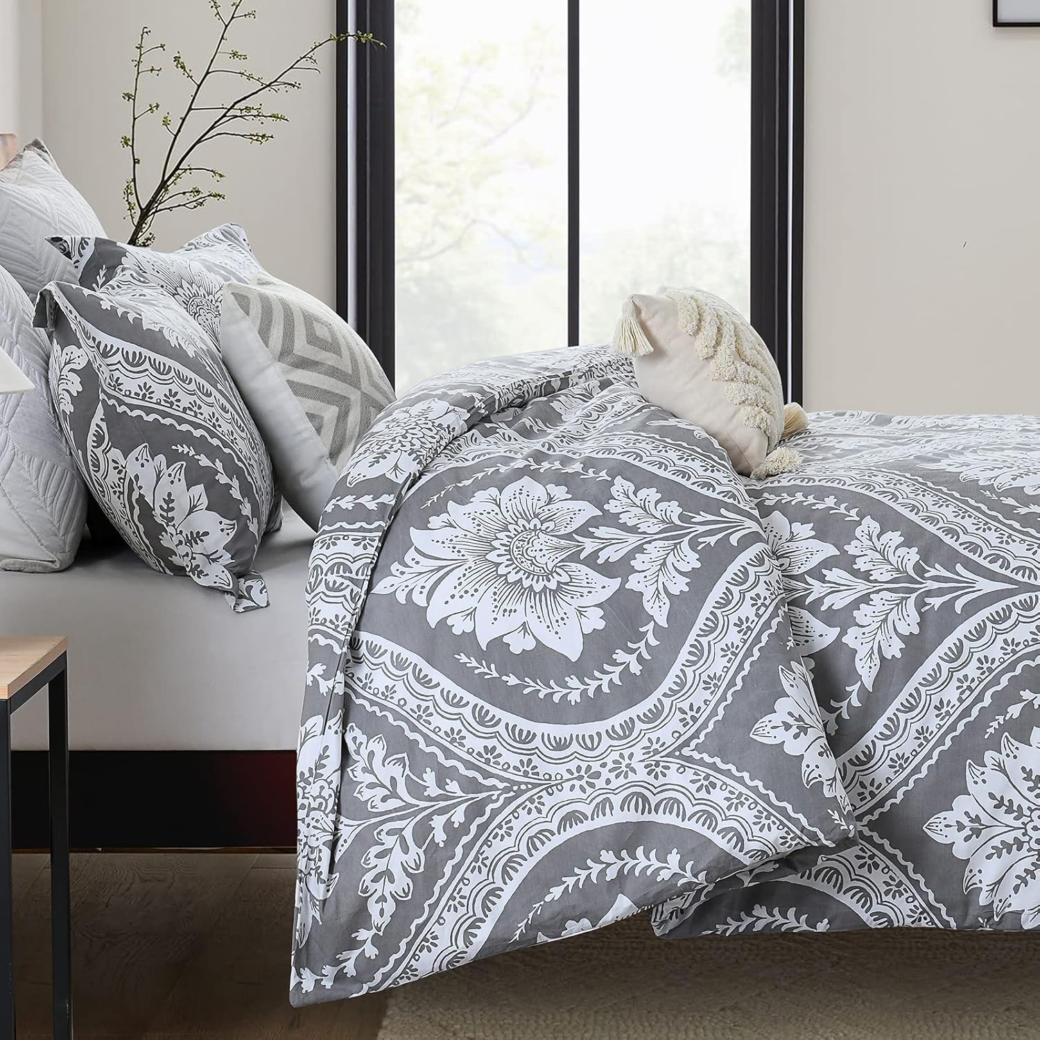 CozyDH Duvet Cover Set Queen Size, 100% Cotton Comforter Duvet Cover, Gray Damask Paisley Floral Pattern, 3 Pieces All Season Soft Breathable Bedding Set