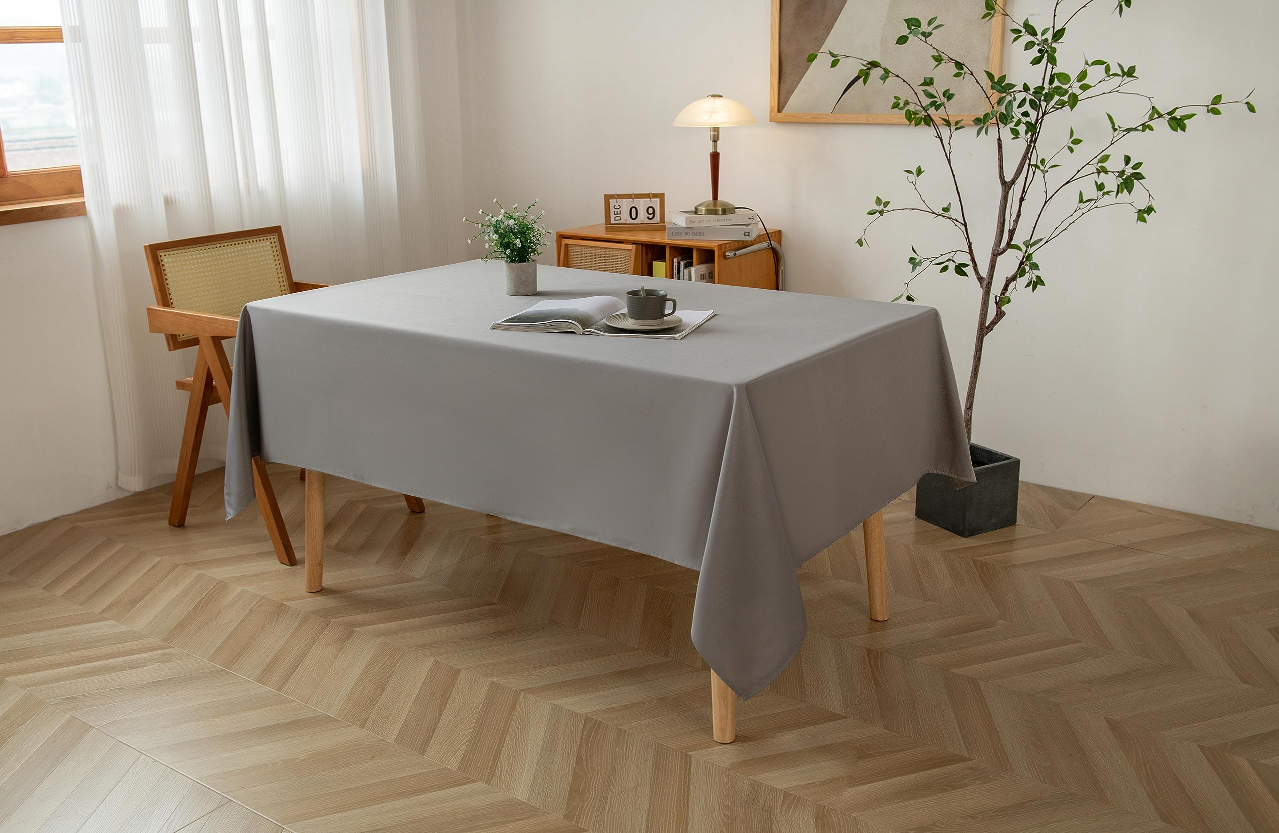 CUSHY HOME Waterproof Tablecloth Wipe Clean, Durable Polyester Table Cover for Kitchen & Dining Tables, Spill-Proof