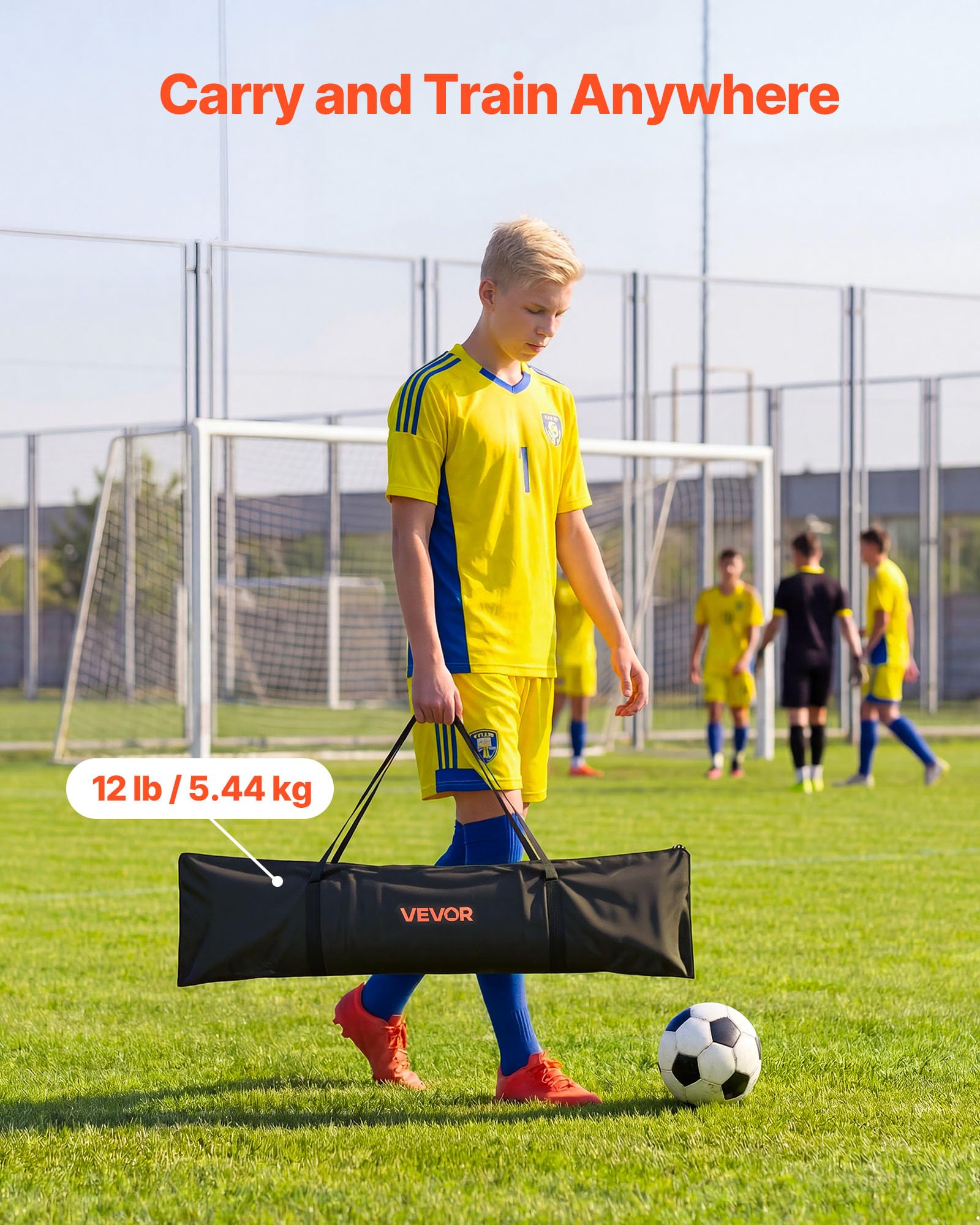 VEVOR Rete da Rimbalzo per Calcio Sports, Rete Rimbalzante 183 x 108,5 cm per Allenamento Controllo Passaggio Pallone, Pali in Fibra di Vetro Rinforzata Telaio in Ferro, Area Rimbalzo 1700x1500 mm