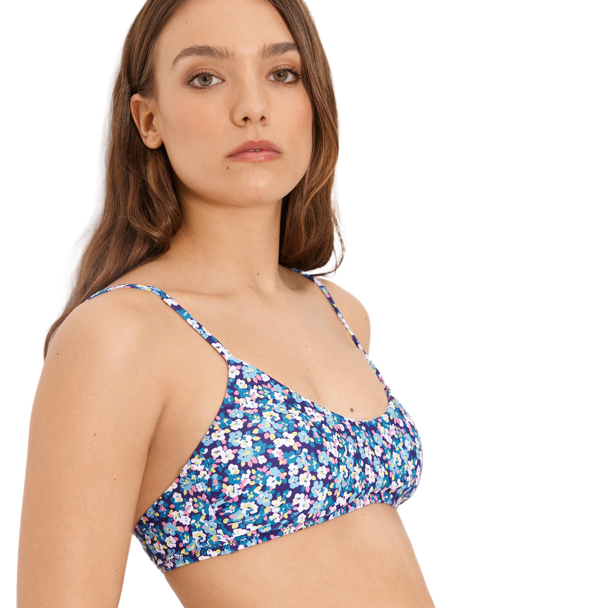 YSABEL MORA. Top Bikini Triángulo Liberty Azul Copa B. Diseño Sin Aro con Relleno Extraíble Frescura Y Comodidad .Colección Flowers.