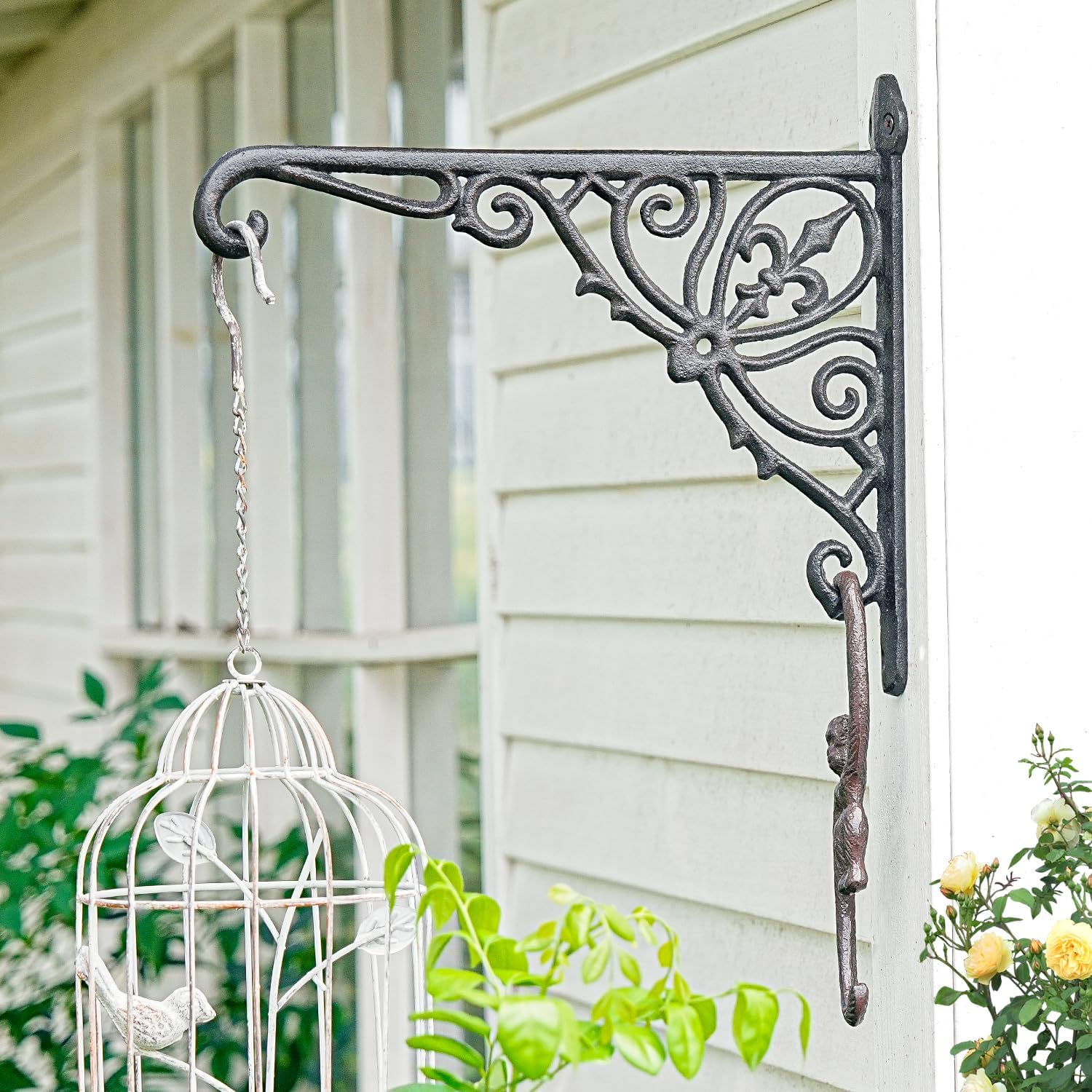 Sungmor Decorative Cast Iron Wall Bracket for Hanging Baskets – 2 Pack Heavy Duty Plant Hanger Hook for Outdoor/Indoor Use – Vintage Black Metal Hanging Bracket for Lanterns, Bird Feeders, Signs