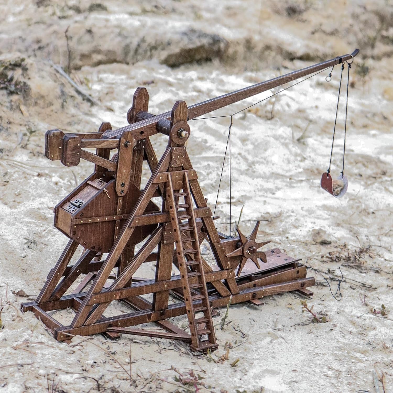 The MINI Counterweight Trebuchet Europe Medieval Siege Equipment Chariot Catapult Weapons DIY 3D Wooden Puzzles Model Kits for Adults STEM Projects Tabletop Toy