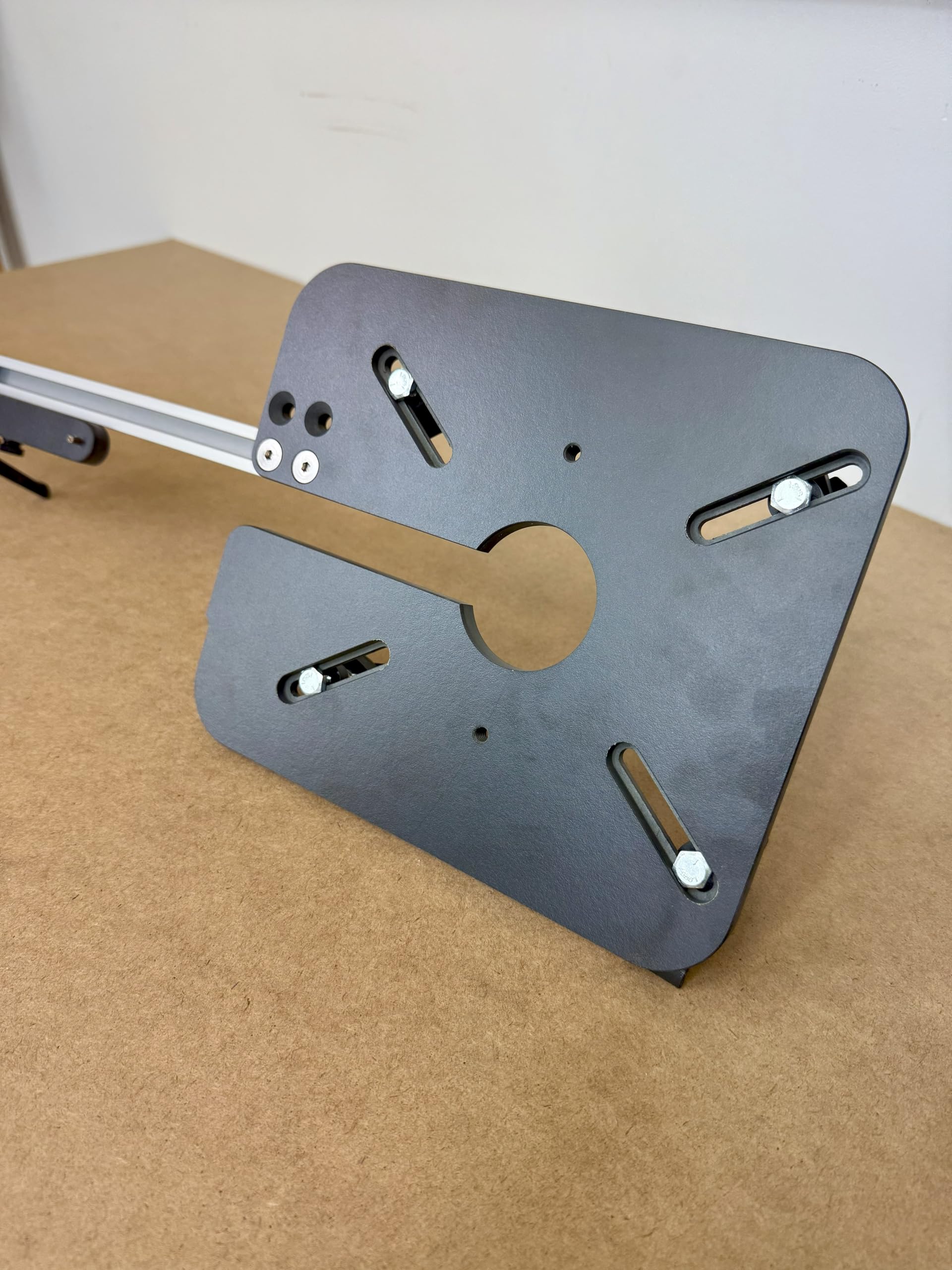 Amazon.com : Woodhaven 3260 Circle Cutting Jig, 4