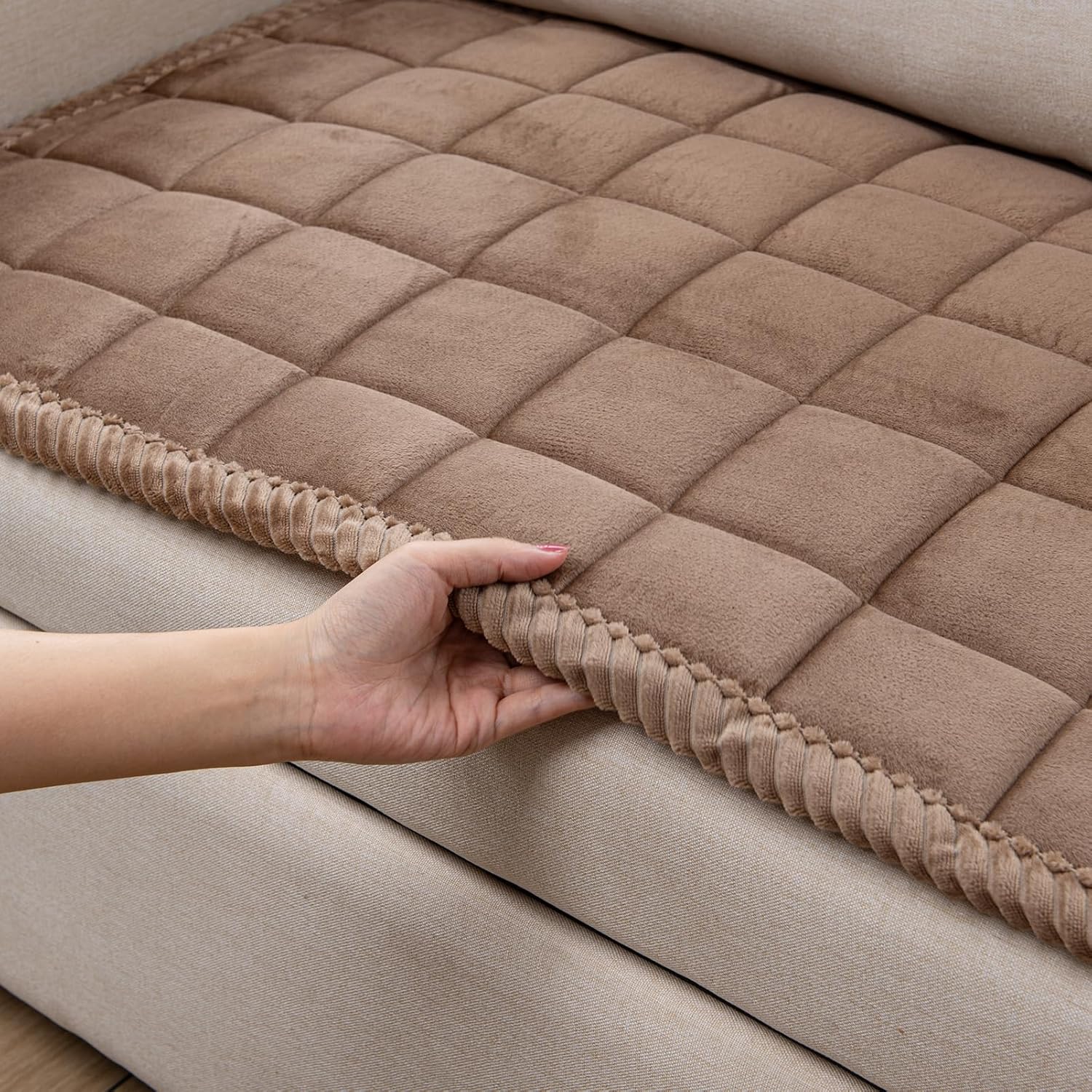 Couch Cover for Dogs Washable Pet Bed Fuzzy Pet Couch Covers Nonslip Couch Slipcover for Dogs, Kids, Pets Friendly Sofa Cover Loveseat Covers (Brown, 21''x59''/Rectangular)