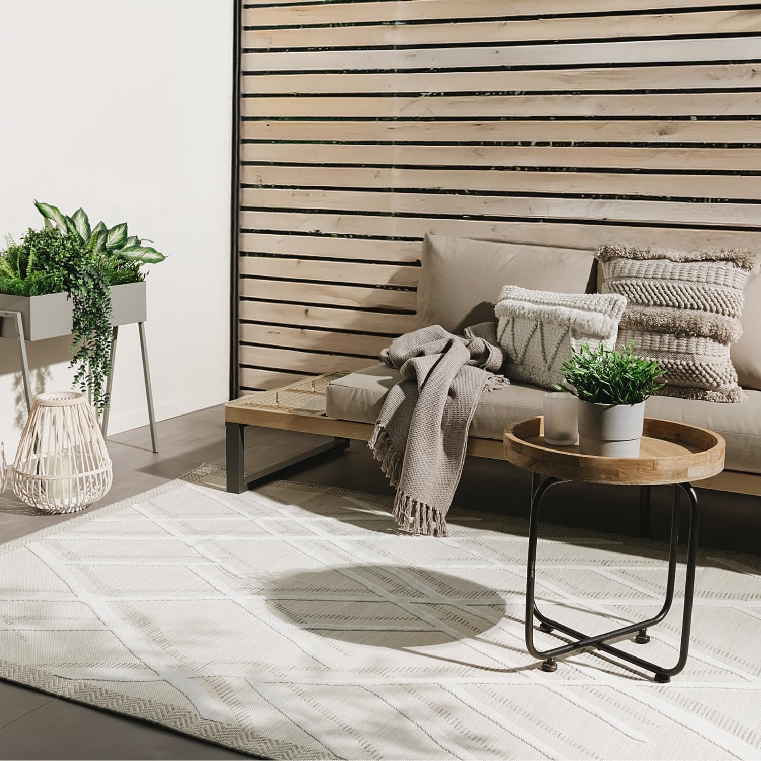 benuta Basic In- & Outdoor Teppich Flora - Creme 120x170 cm - Geometrisches Design - Wetterfest & UV-beständig - Für Balkon, Terrasse, Garten - Küchenteppich & Wohnzimmerteppich - Pflegeleicht Robust