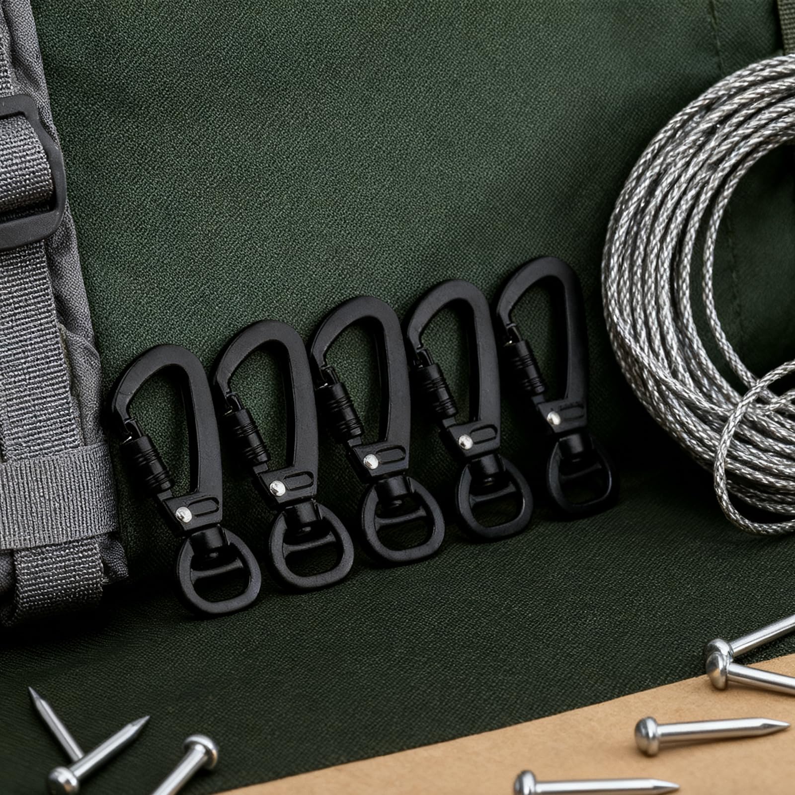 5pcs Moschettone con Girevole Nero per Cani Lino, Moschettone Verticale 360 Gradi con Girevole Portachiavi in Lega di Zinco Accessori Esterni