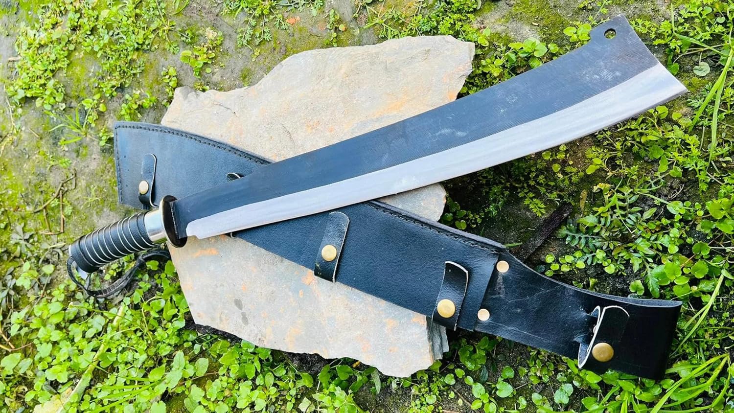 18 Inch Bushcraft Jungle Machete Full Tang Carbon Steel Leaf Spring Balance Water Tempered Survival Machete Sharpened Functional