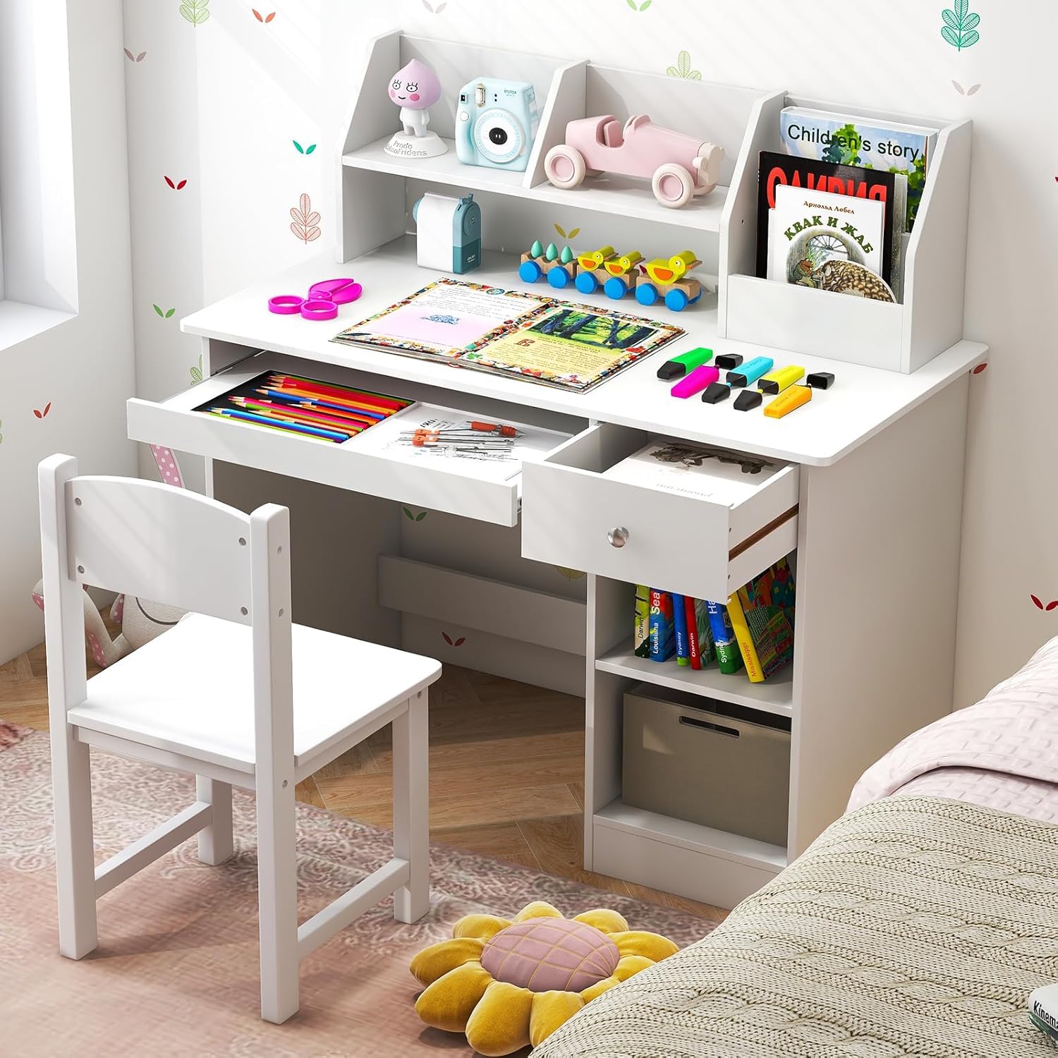 GOPLUS Bureau Enfant Fille Garcon, 3 en 1 Bureau Enfant avec Rangement, avec 1 Tiroir 2 Étagères, Table Enfant en Bois avec Plateau à Clavier, 90X45X90CM (Blanc)