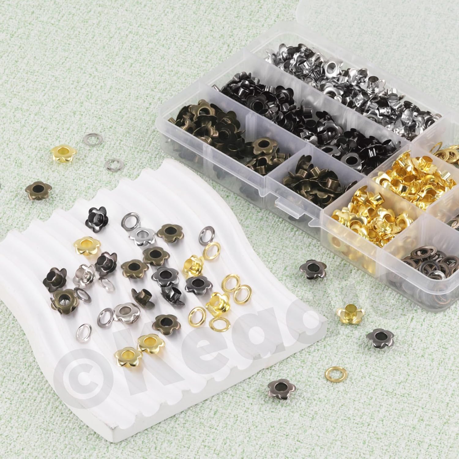 Keadic 320 Sets 3/16 Inch (5mm) Multi-Color Metal Grommets Assortment kit, Silver/Gold/Bronze/Gun-black Flowers Sewing Eyelets for Leather Fabric Clothing Belt Shoe Crafts Bag DIY