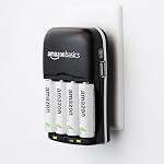 Amazon Basics Chargeur de batterie rechargeable pour AA & AAA Hydrure de nickel-métal (NiMH) Batteries avec USB Port de recharge, noir