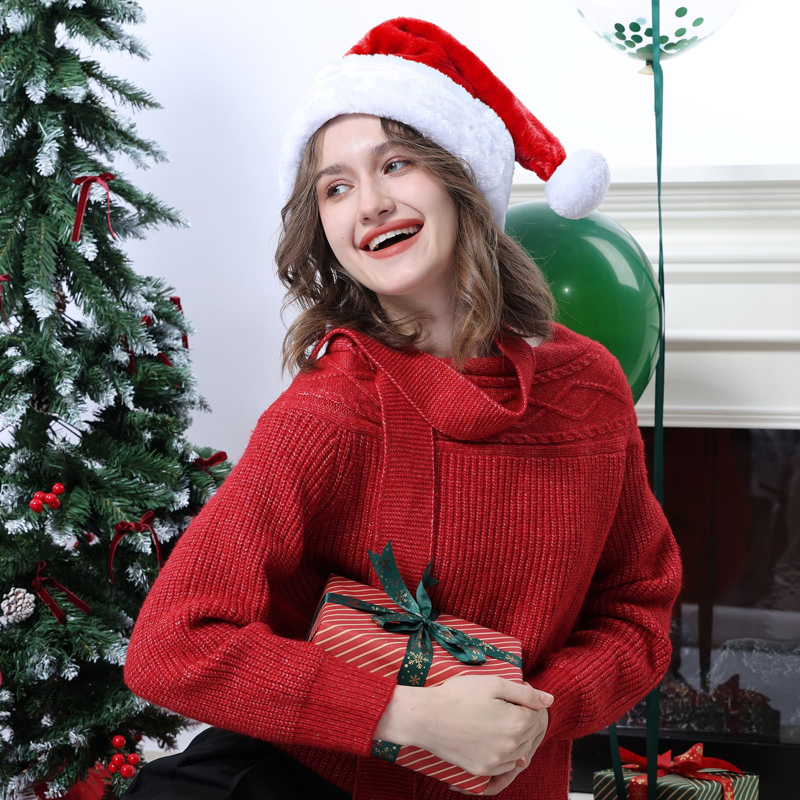 KONVINIT Berretto di Natale Grinch per Adulti Rosso e Verde - Doppio Strato con Bordo e Pompon Verdi - Cappello Grinch Morbido e Confortevole