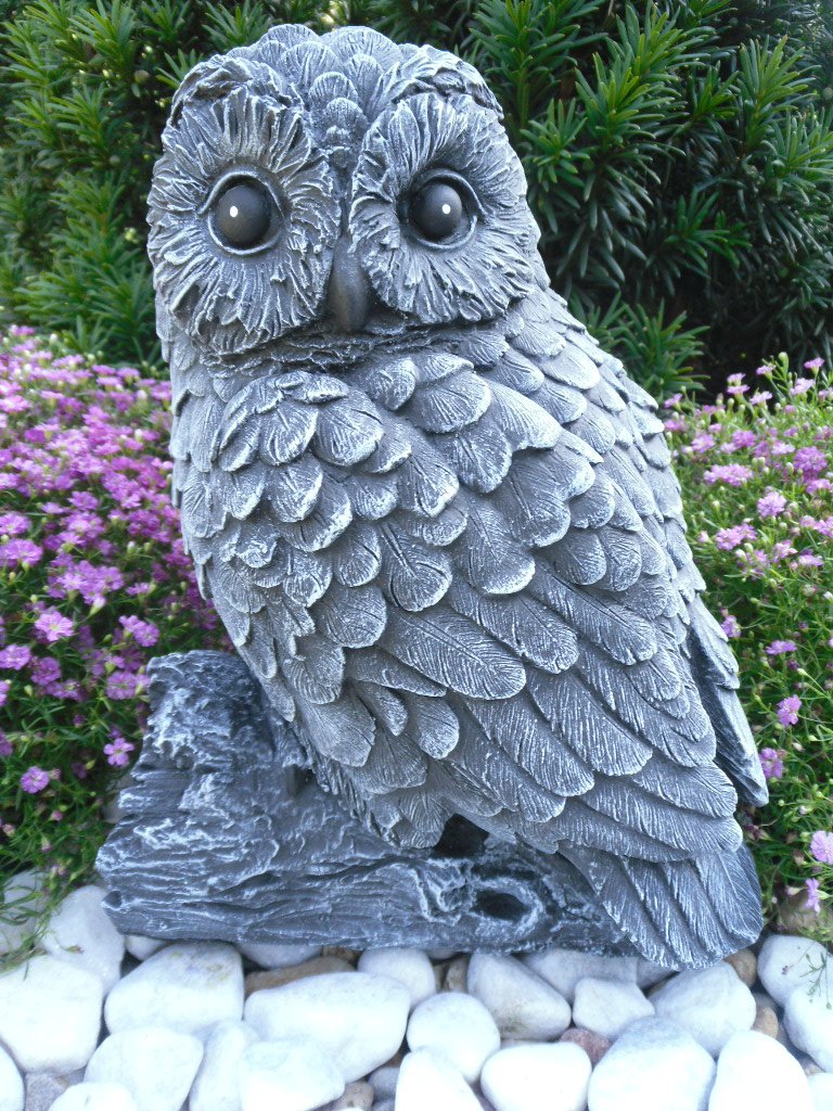 Steinfigur Eule auf Stamm 152/1, Gartenfigur Steinguss Tierfigur Basaltgrau
