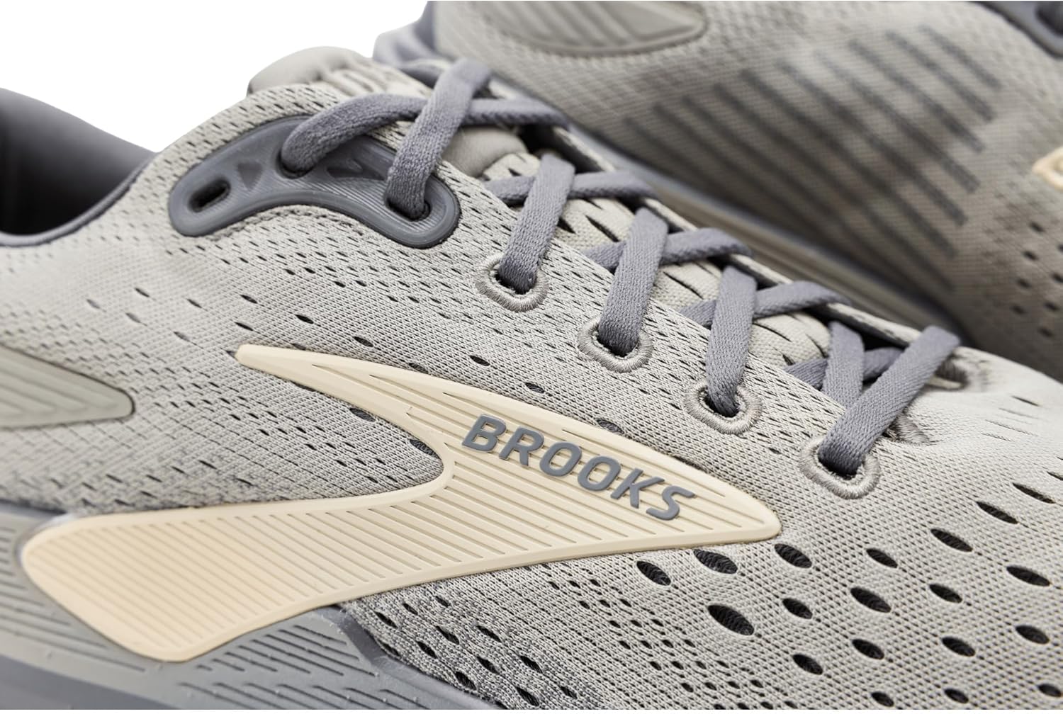 Brooks Men’s Ghost Max 3 Neutral Running & Walking Shoe - Image 2