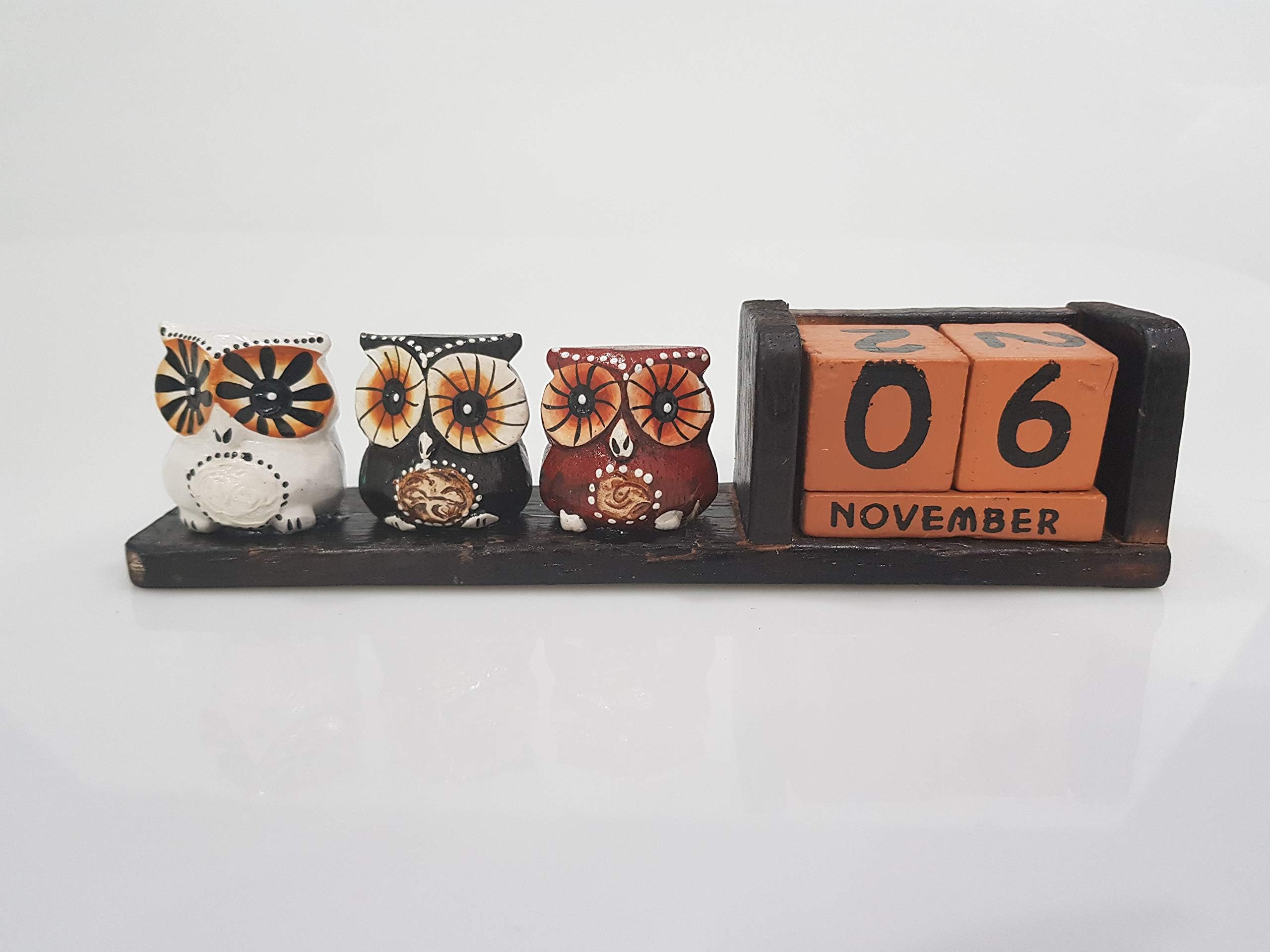 Vintage Wooden Owl Block Perpetual Calendar Desk Accessory