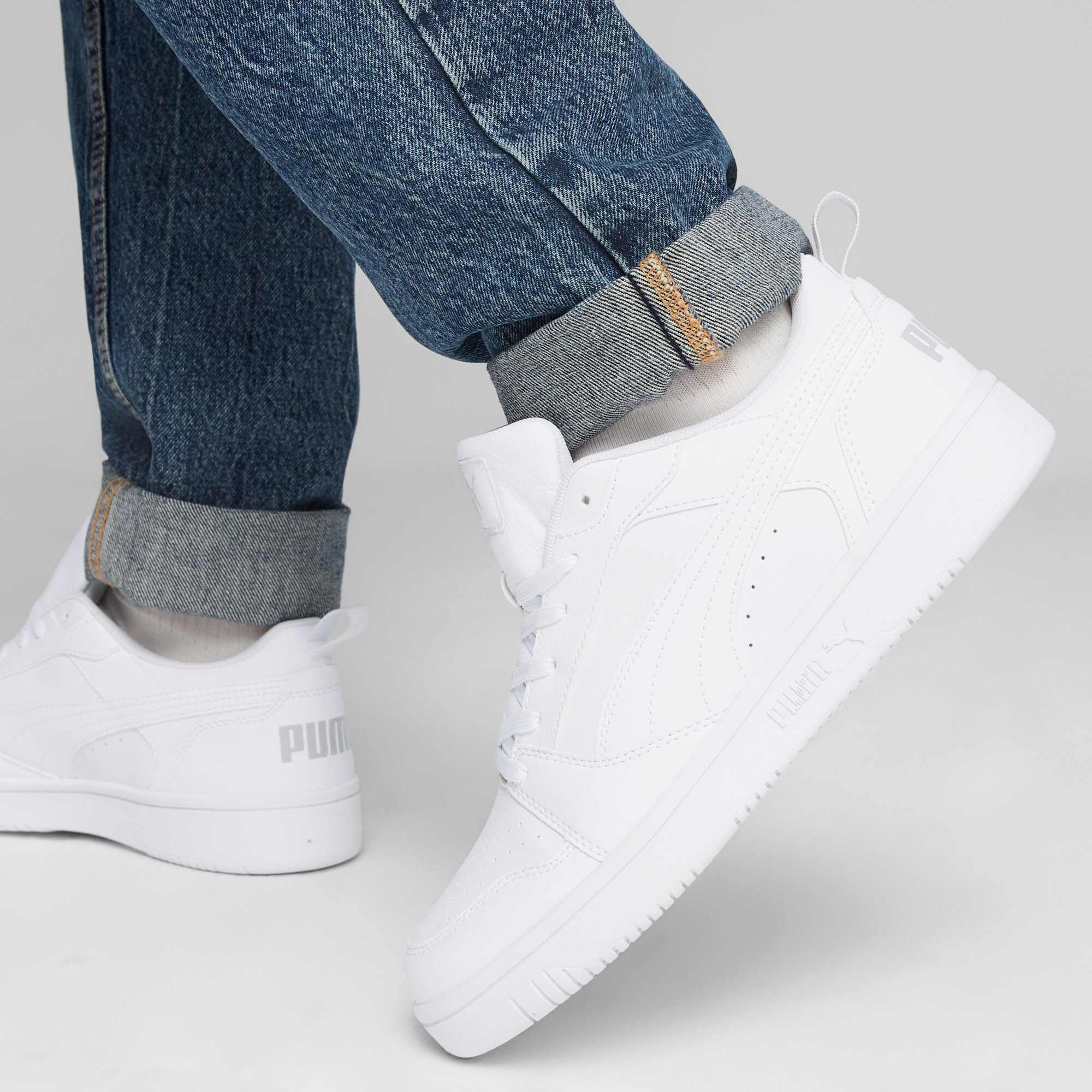 Puma Rebound V6 Low Unisex Sneaker – Bild 9