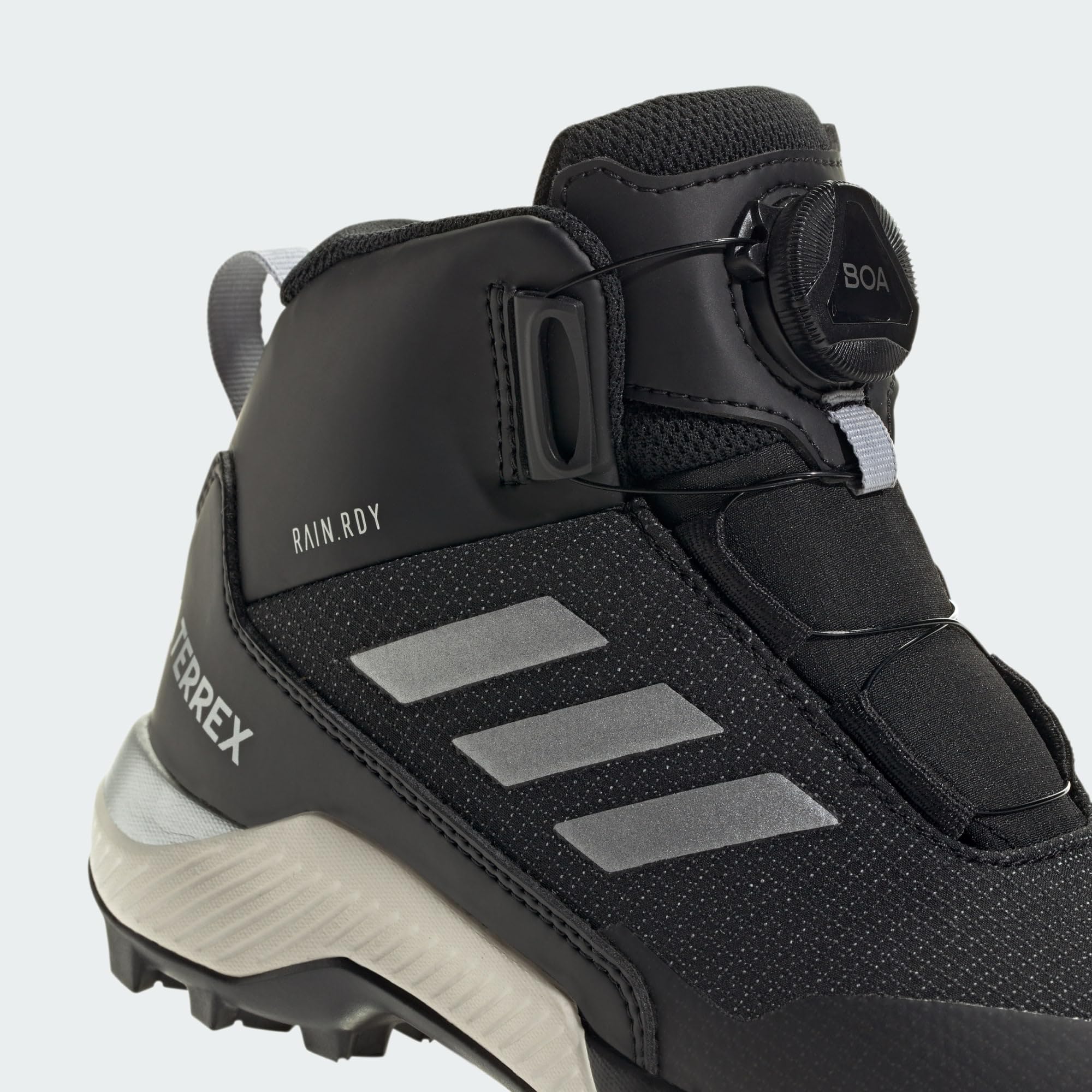 adidas Kids' Chaussure de randonnée Hiver Terrex Mid BOA Rain.RDY
