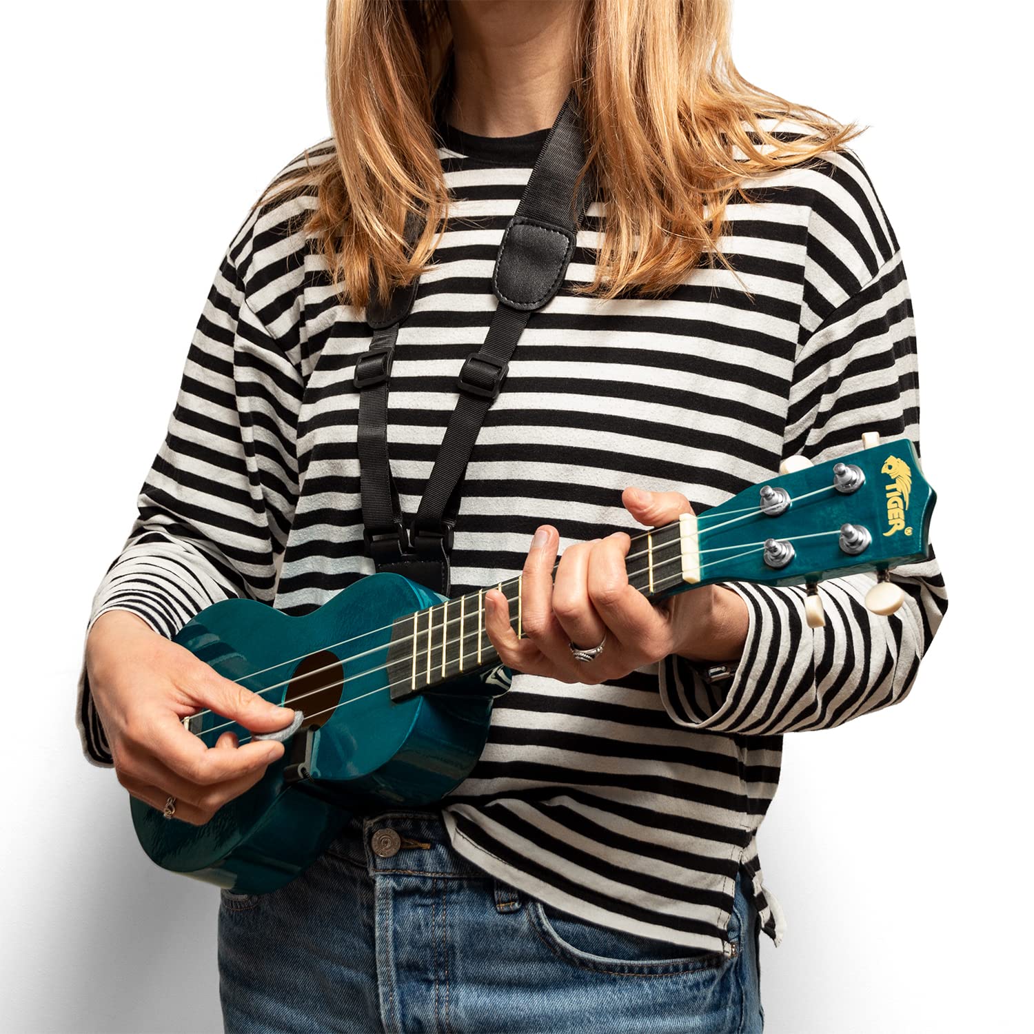 TIGER UKEKIT-TB ukulele sopranowe dla początkujących, zawiera torbę na koncerty, filcową kostkę, zapasowy zestaw strun jest teraz wyposażony w struny Aquila - turkusowy niebieski