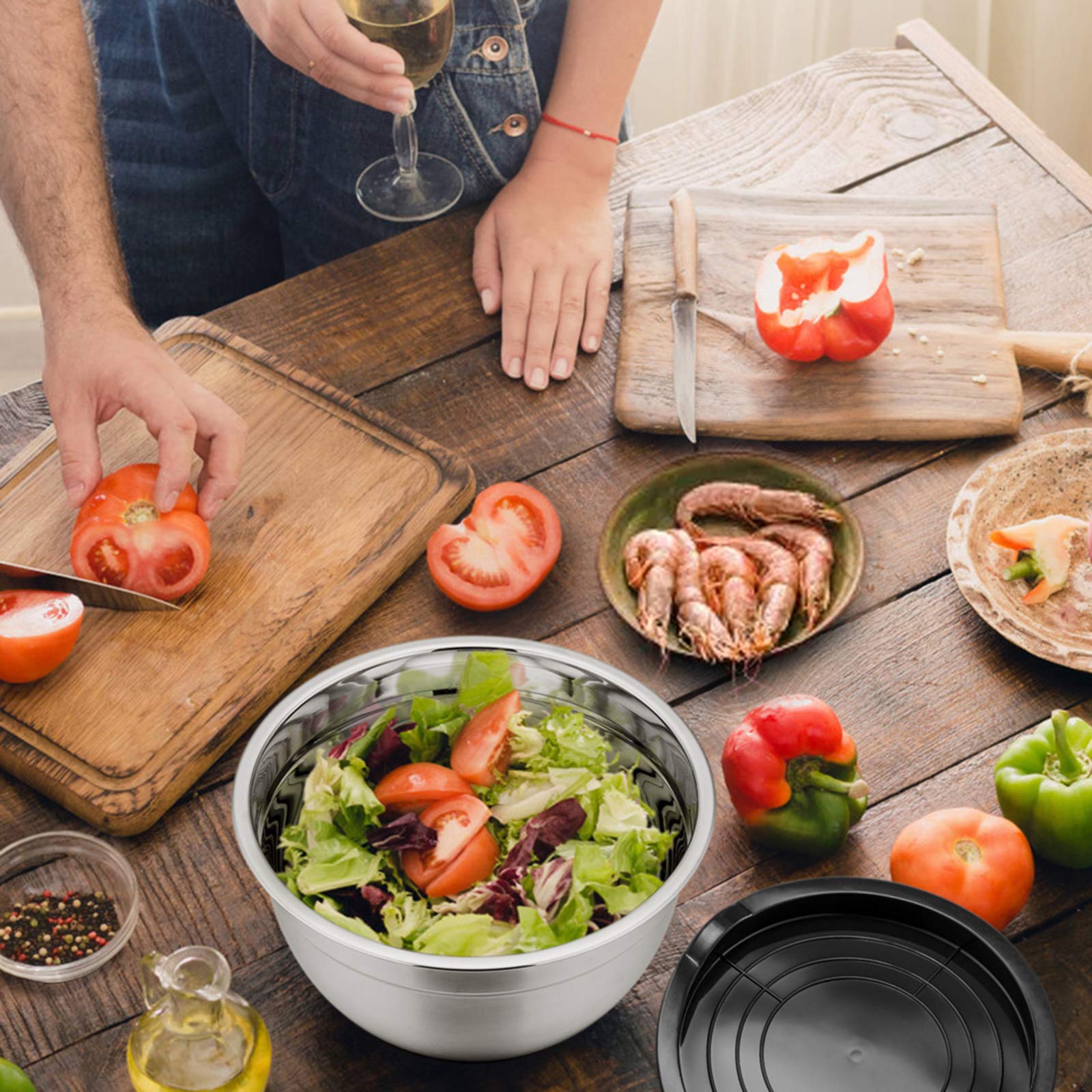HaWare,Set di 5 ciotole in metallo 100% acciaio inox con coperchio ermetico, segni di scala, resistenti e lavabili in lavastoviglie, 5 l, 4 l, ideale per cucinare, cuocere e conservare gli alimenti