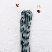 Vista 8 de 12 madejas ThreadArt Premium de hilo de bordar de algodón egipcio de fibra larga Gris antiguo 6 hilos divisibles de 8.75 yardas cada uno