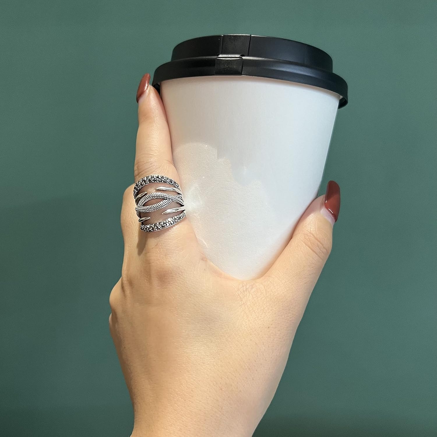 Mytys Black Onyx Stone Rings for Women Marcasite Vintage Cocktail Statement Rings Silver Chunky Crystal Antique Retro for victorians Jewelry Gift - Image 3