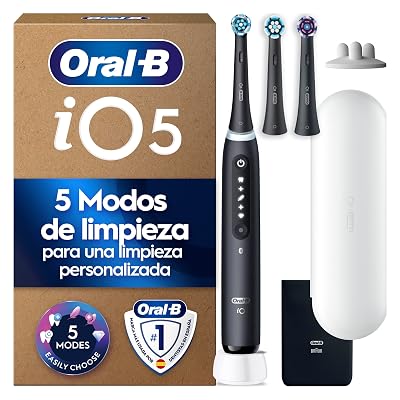 Oral-B iO 5 Cepillo de Dientes Eléctrico con 3 Cabezales, Negro - Cepillo Dental con Sensor de Presión, 5 Modos de Cepillado con Blanqueamiento Dental y Modo Sensible, Estuche de Viaje Blanco