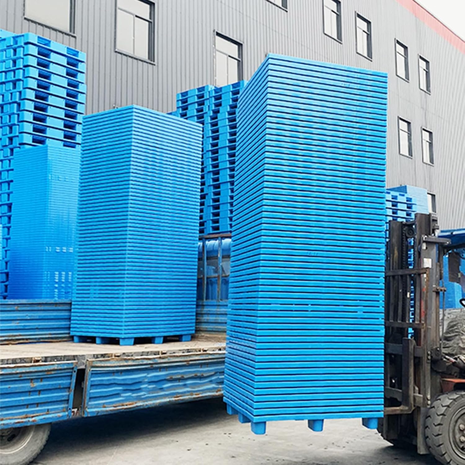 Plastic Nestable Shipping Pallet, Reusable Safety Storage Grid Pads Modular Tray, HDPE Lightweight Floor Pallet for Warehouses Storage Rooms(1pcs,60x40x12cm)