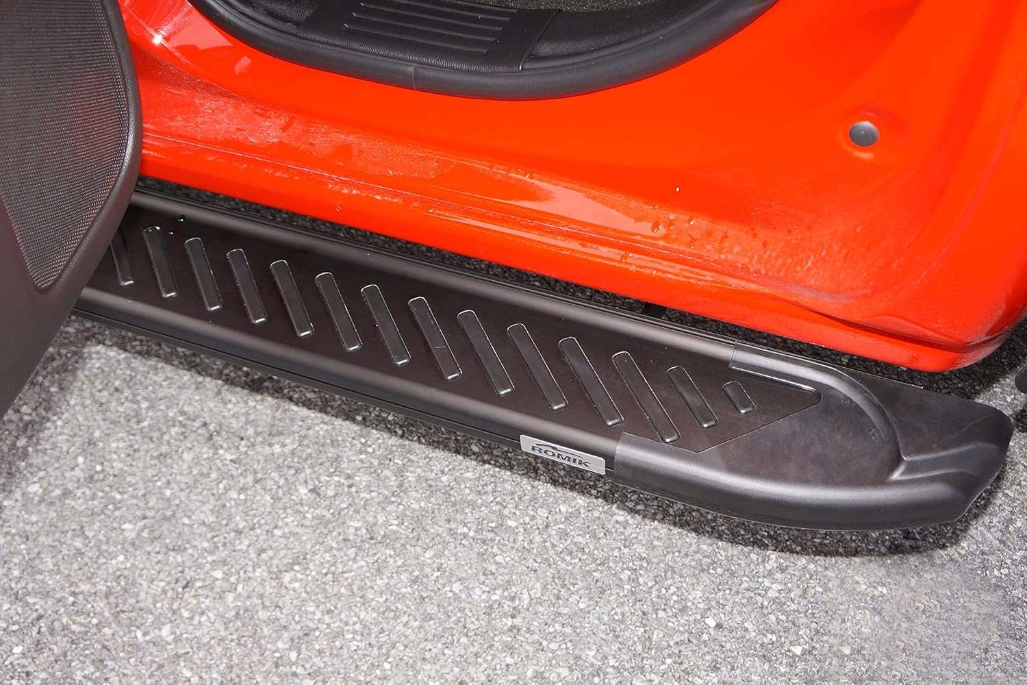Romik 60031419 Black RAL-T Running Board for Chevrolet/GMC