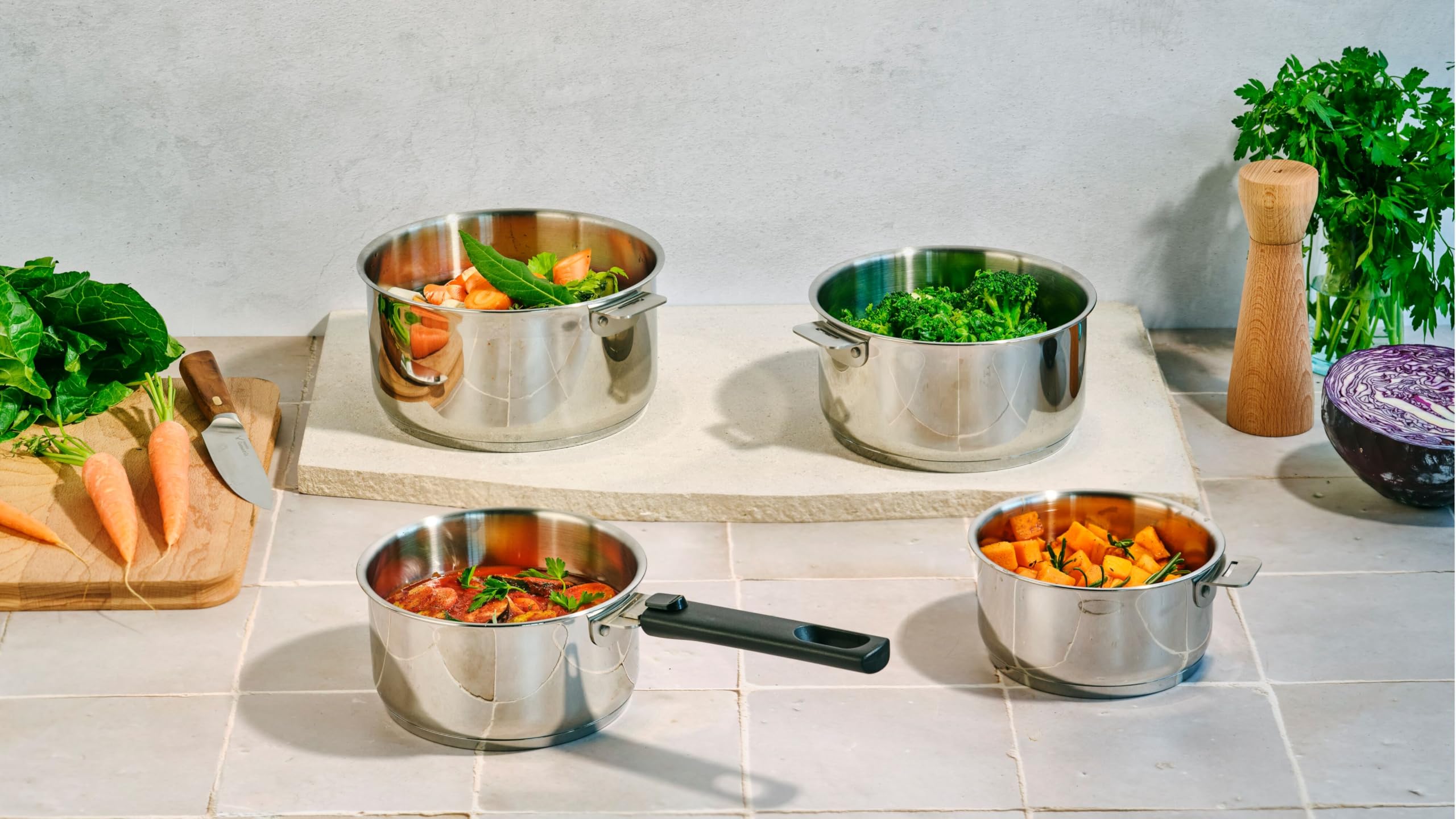 Cosy& Trendy Set di pentole in acciaio inox, manico rimovibile, 5 pezzi, senza PFAS, adatto a tutti i piani cottura, inclusa l'induzione