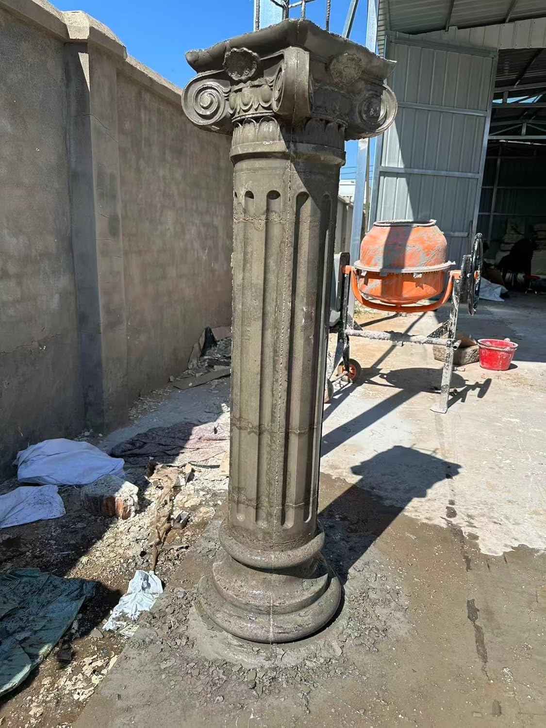 Roman Column Concrete Mold, White, Round, 25cm Diameter, Lightweight, French Country Style, DIY Pillar Template for Outdoor Garden, 11.81x12.99 Inch