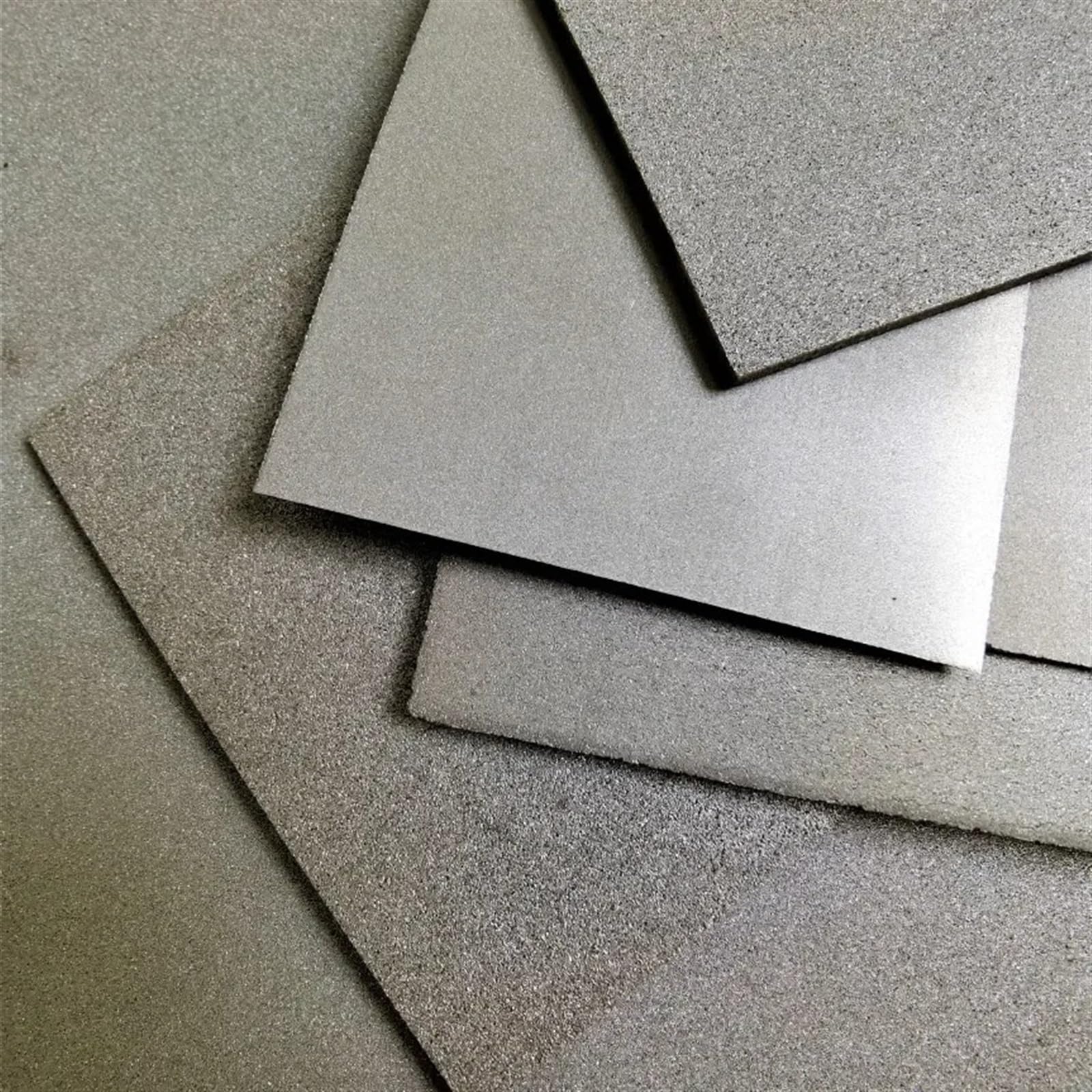 Blatt 100 x 100 mm 0,60 mm 0,8 mm 1,0 mm 1,5 mm 2,0 mm 2,5 mm 3,0 mm Lab Ti Titanschaum oder Titanfilz for die Elektrodenbatterieforschung(100mmx100mmx1.0mm)