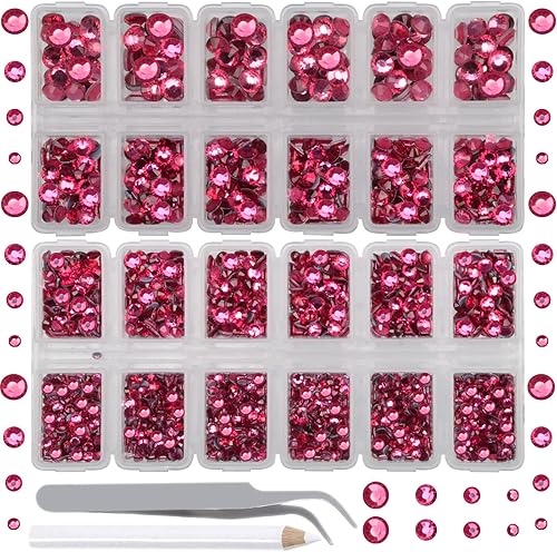 ICAI - 4300 piezas de 4 tamaños, lentes de hierro plano con parte trasera plana, diamantes de imitación de cristal, 1 pinzas y 1 bolígrafo para