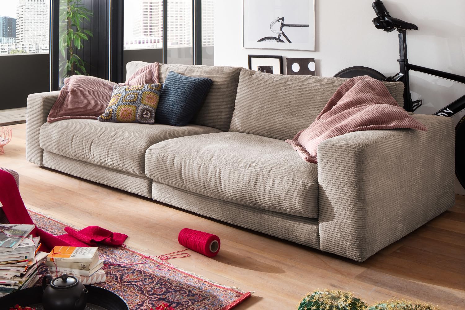 KAWOLA - 3-Sitzer Sofa Madeline - Modernes Design, XXL Couch Big Sofa, Komfortables Relaxsofa - Taupe, Polyester