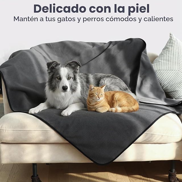 Foto 6 de 8 de PETTOM - Manta Impermeable para Perro (152 x 127 cm), Térmica Paños Suaves Calentitas Lana Mantas Mullida…