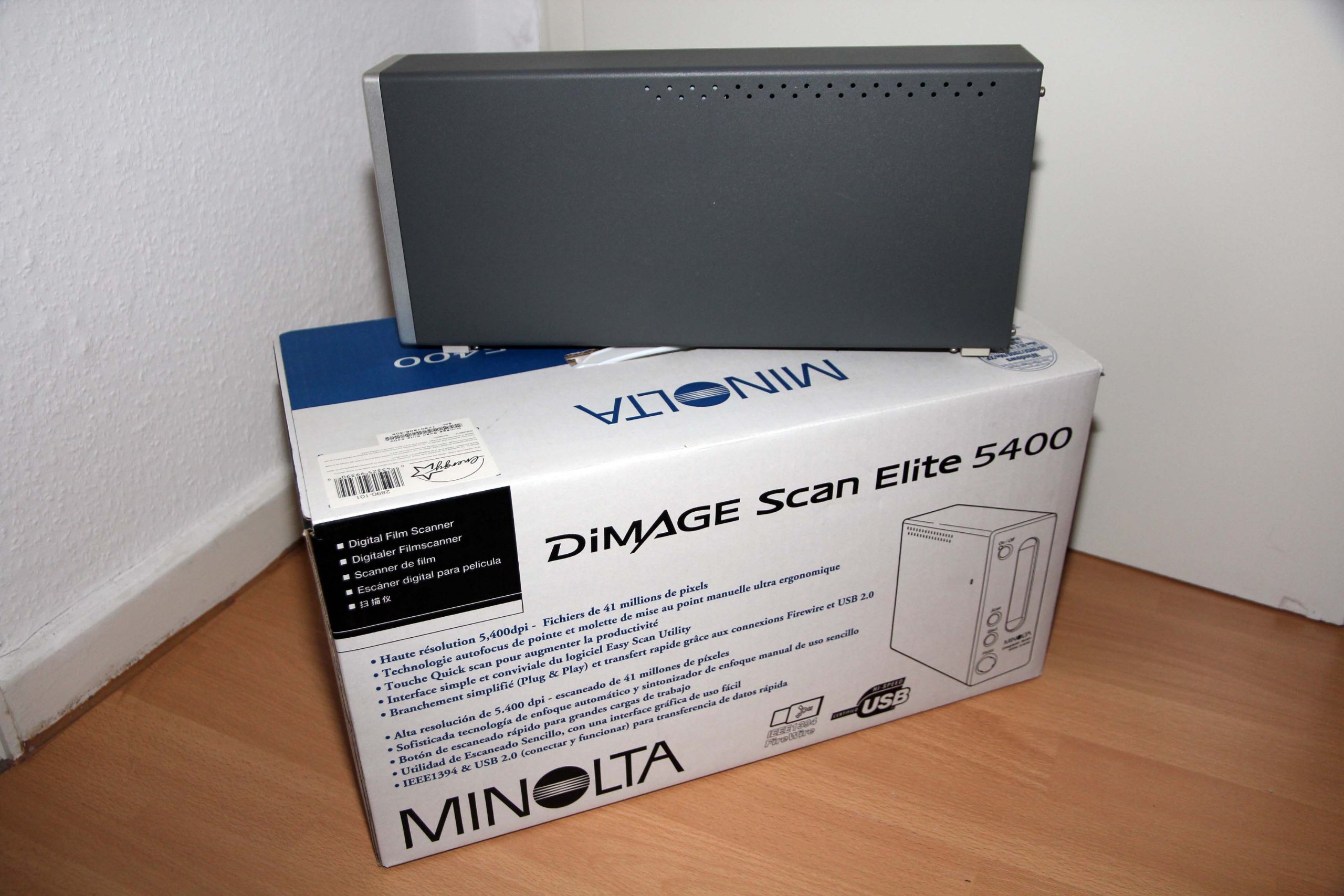 Medalight Portable 35mm LED Slide Viewer?2 X Magnification