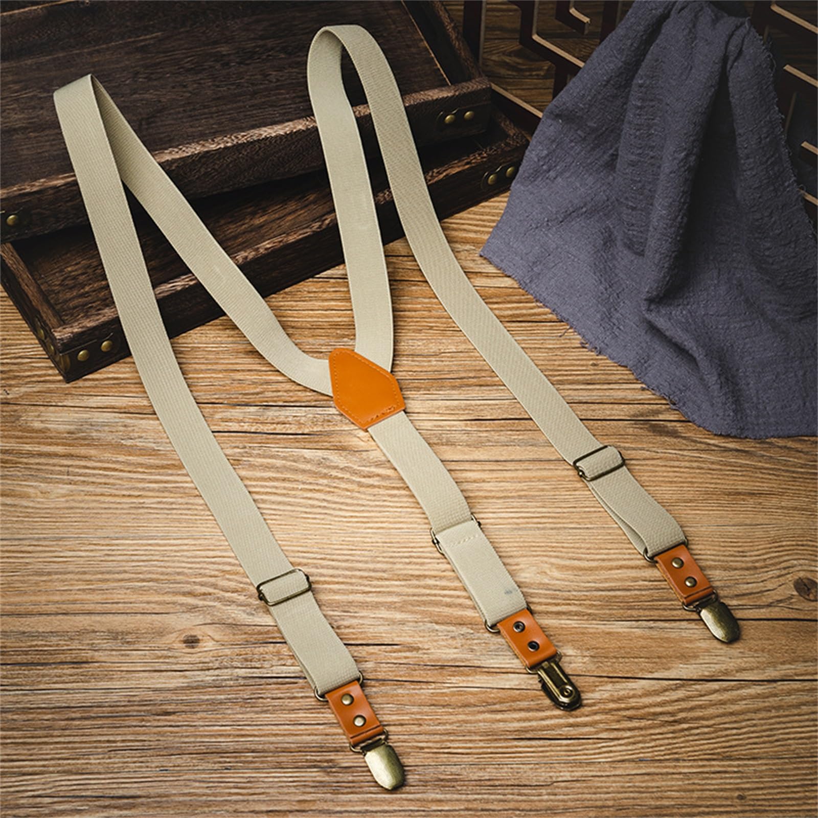 Magnoli Clothiers Joker Suspenders