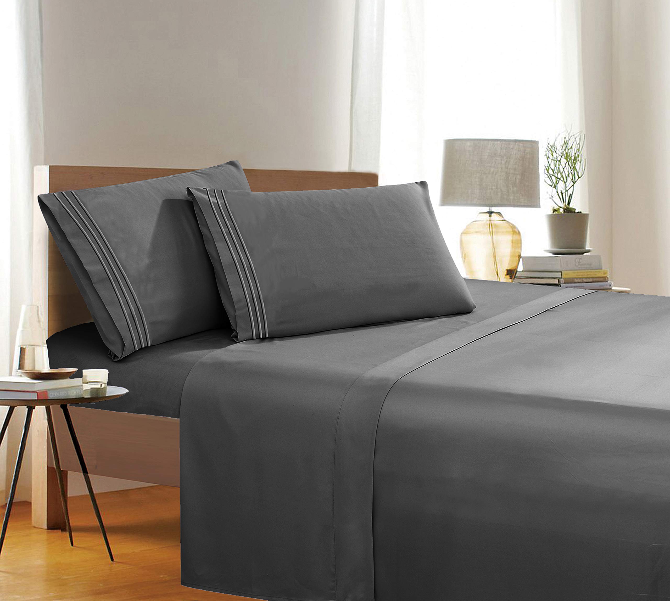 Parure de lit 5 pièces infroissable et résistante au lavage gris