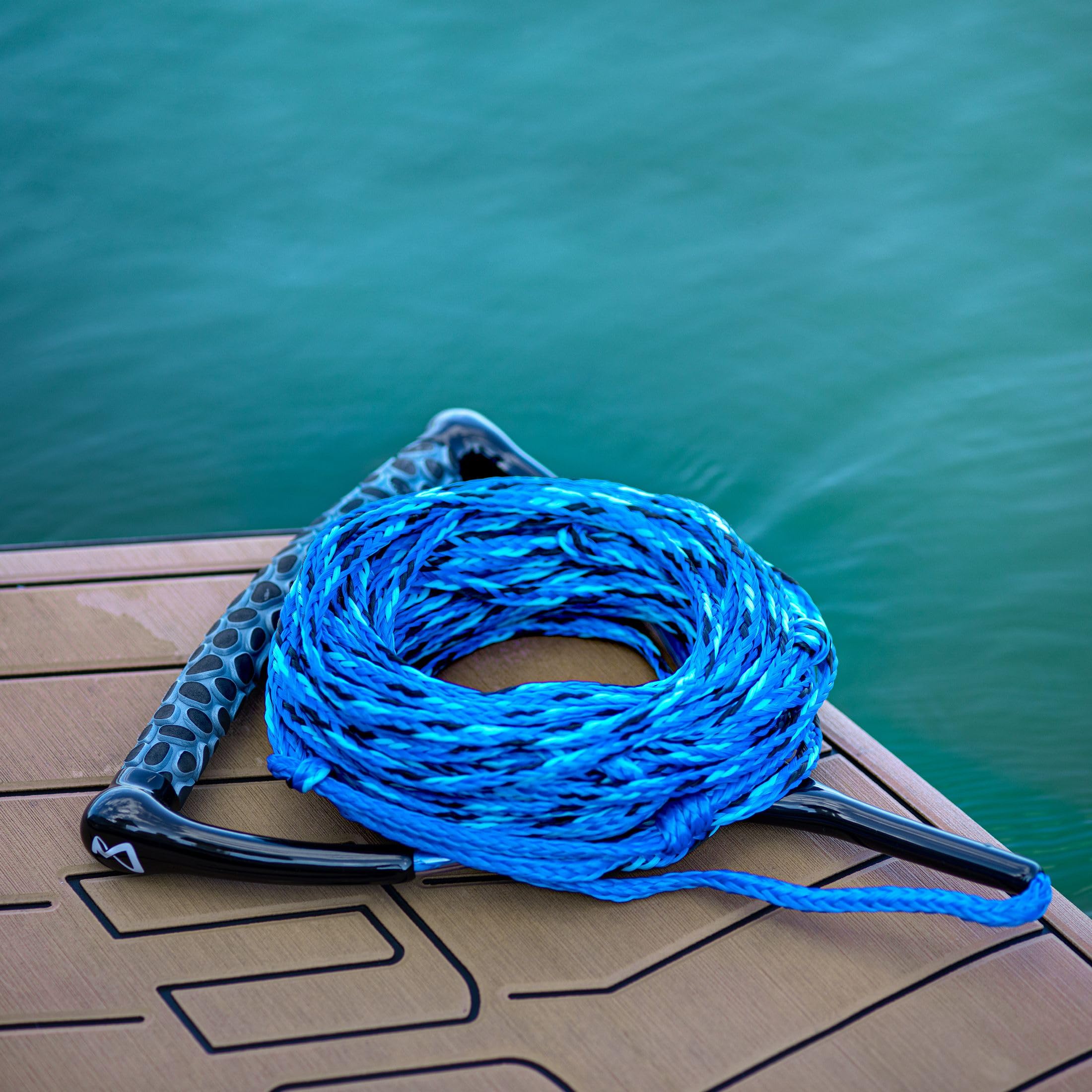 Mesle Ergo Corde pour Wakeboard et Ski Nautique, poignée Ergonomique en Mousse EVA, Flottante, Longueur de la Corde de Traction avec haltère 23 m, raccourcissable à 16,7 m, avec Rope Keeper