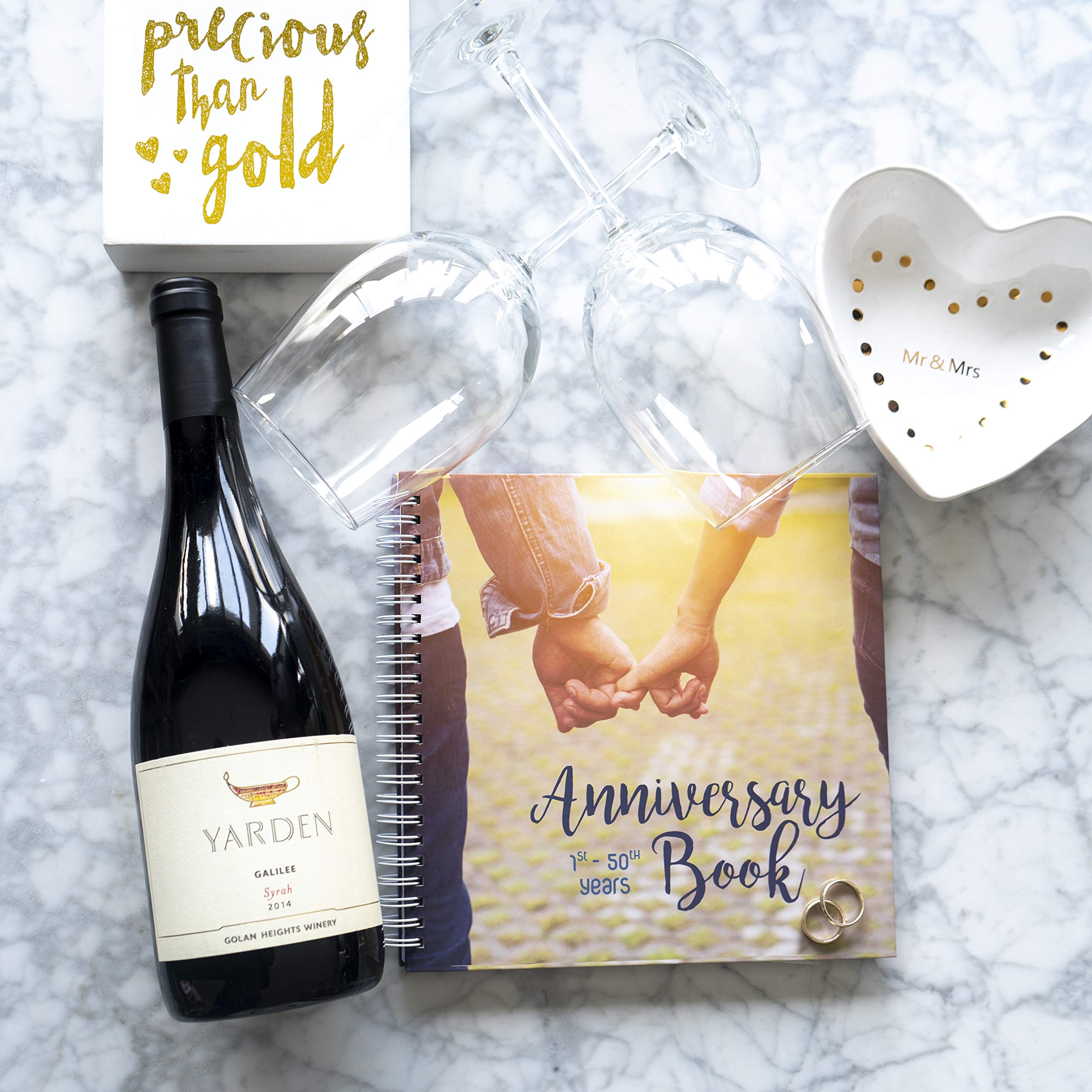 Erinnerungsbuch zum Hochzeitstag – ein Hardcover Tagebuch zum Dokumentieren von Jubiläen vom 1. bis zum 50. Jahr, einzigartiges Geschenk für Paare für Sie und Ihn, personalisiertes Hochzeitsgeschenk