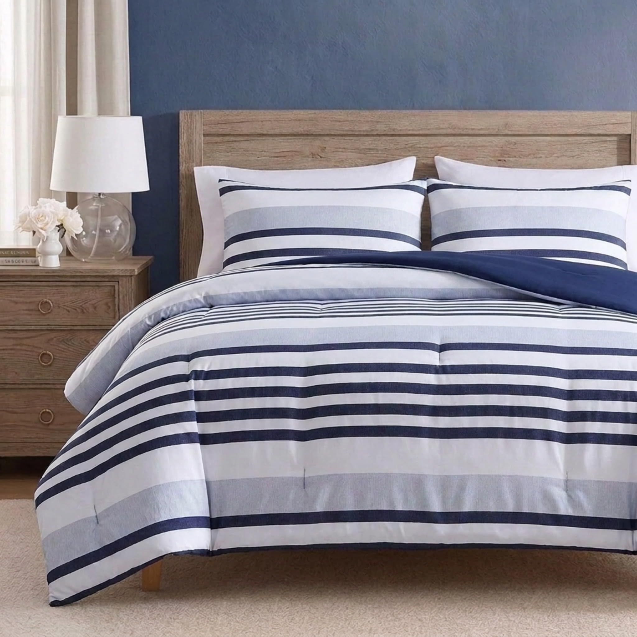 Amazon.com: Nautica - Twin/Twin XL Reversible Comforter Set with