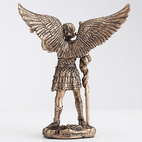 Miniatura 4 de Veronese Design - Figura de resina en miniatura de arcángel Gabriel de 3 1/2 pulgadas