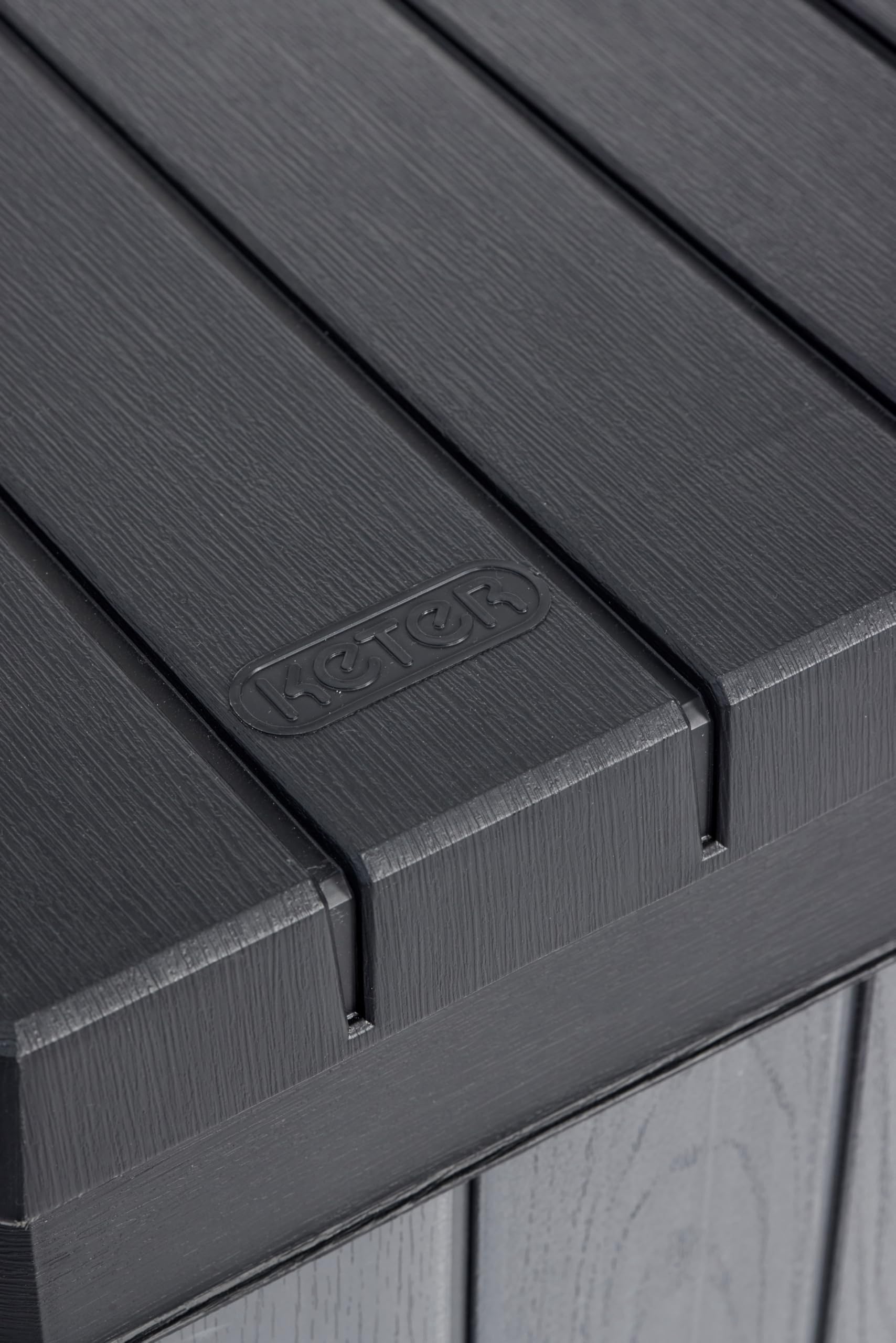 Keter Boîte de rangement pour l'extérieur Darwin 670 L gris