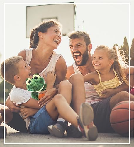 Miniatura 6 de DolliBu Animal de peluche de rana con peluche de baloncesto, rana suave y abrazable, adorable juguete de peluche para jugar, juguete de peluche