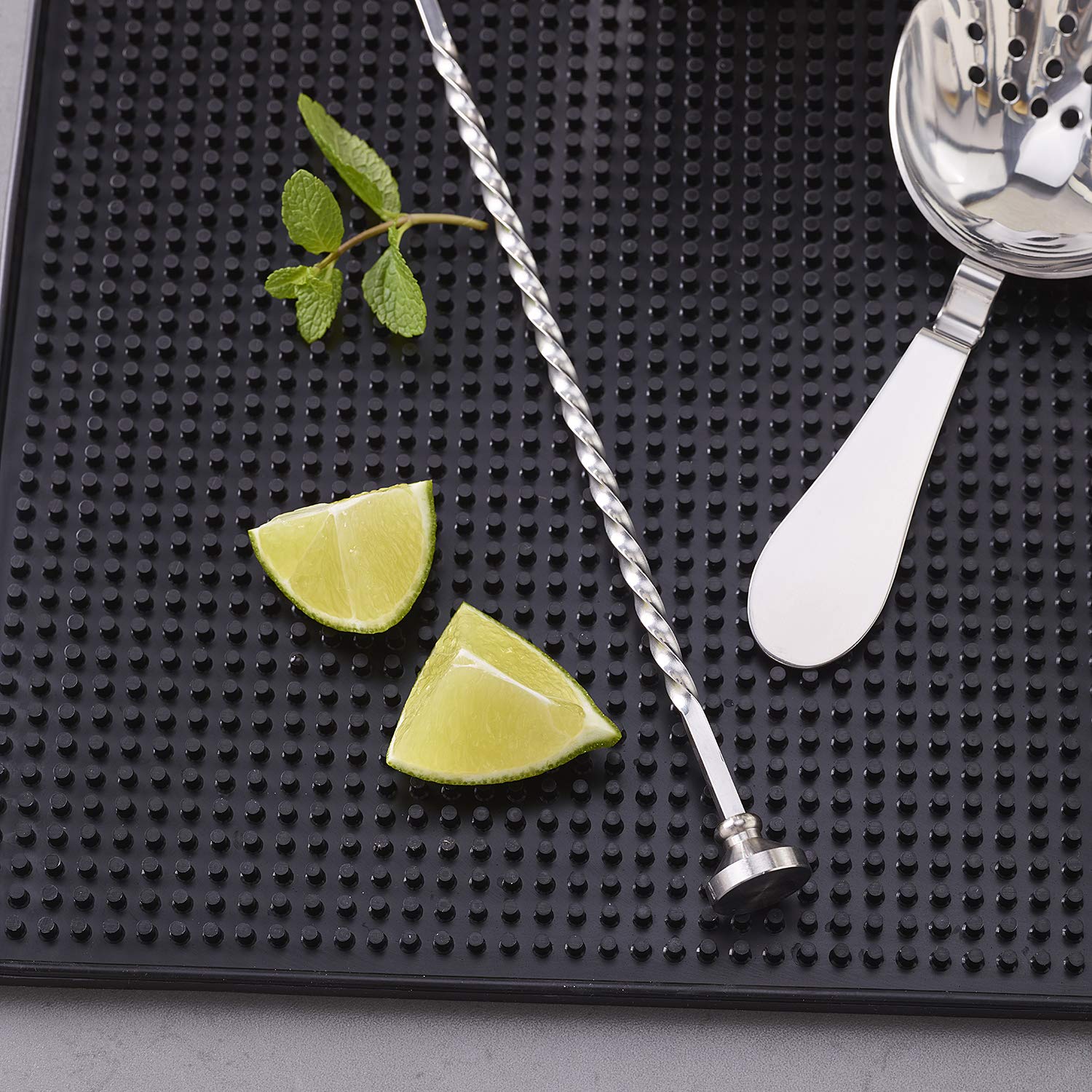 Tappetino Multiuso Da Cocktail Bar – Talisman Designs, In Gomma Nera, Con Tagliere E Vassoio, 45,7x30,5 Cm