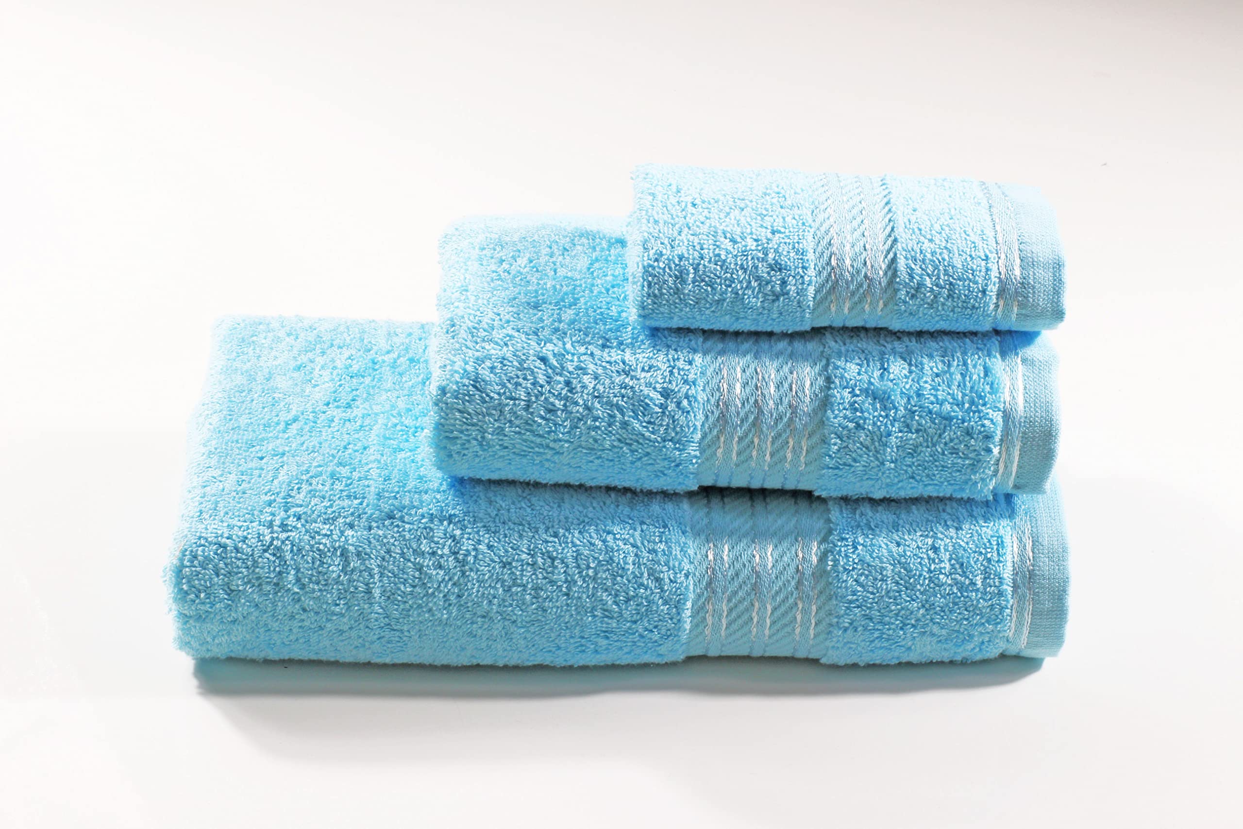 Bentley Priory Linens Supreme 3 piece Matching Towel Set for Bathroom 500GSM Super Soft Cotton Pack contains 1 face flannel, 1 hand towel, 1 bath towel Absorbent and Quick Dry towels (AQUA) โ image 1