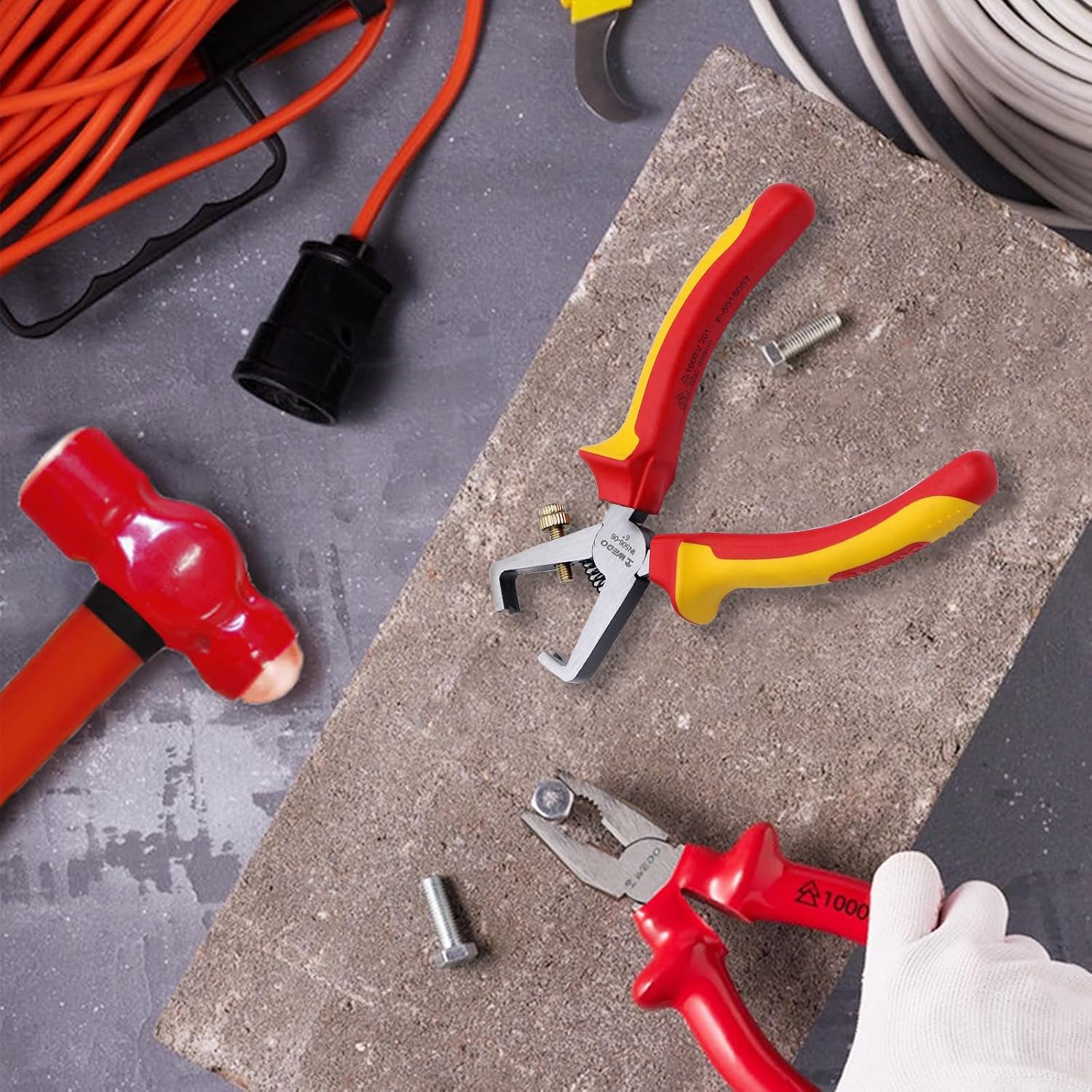 WEDO Insulated Wire Stripping Pliers 6", VDE 1000V Injection Pliers with Chrome Vanadium Steel Body and Dual Material Anti-Slip Handles, Jaw Hardness HRC58-63