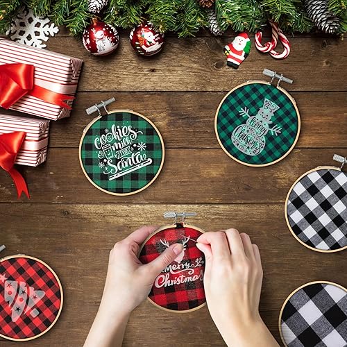 Miniatura 5 de Fasdu 18 aros de bordado de 3 pulgadas y 18 piezas cuadradas de tela a cuadros para decoraciones de Navidad, kit de adornos navideños de 36 piezas