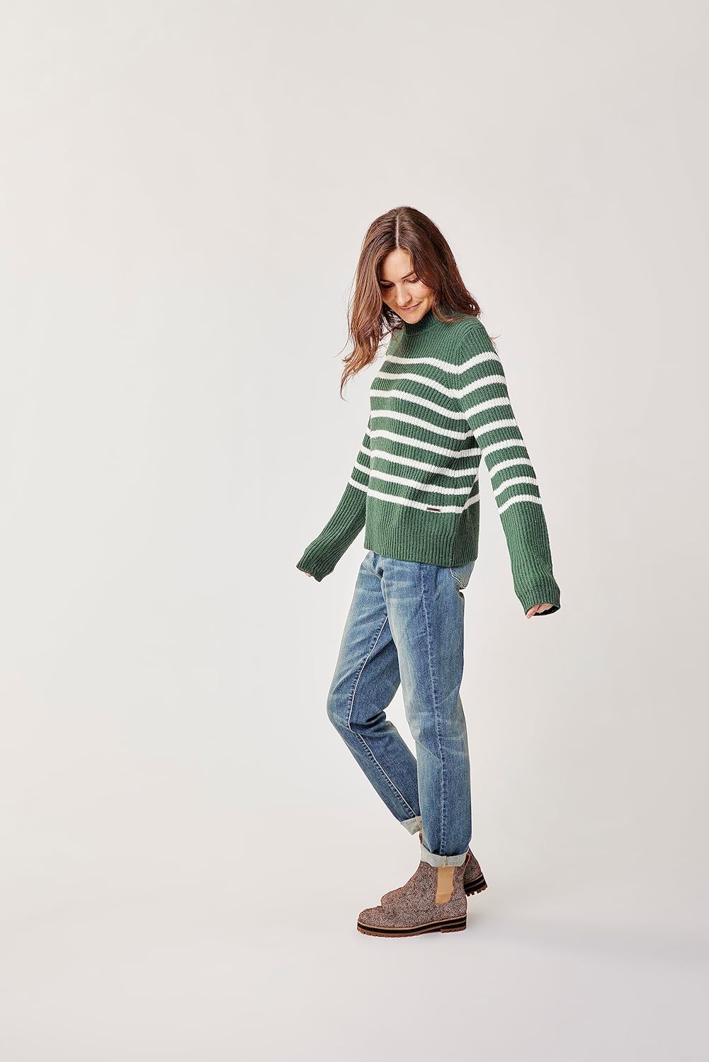 Carve Designs Women's Cayden Crew Sweater