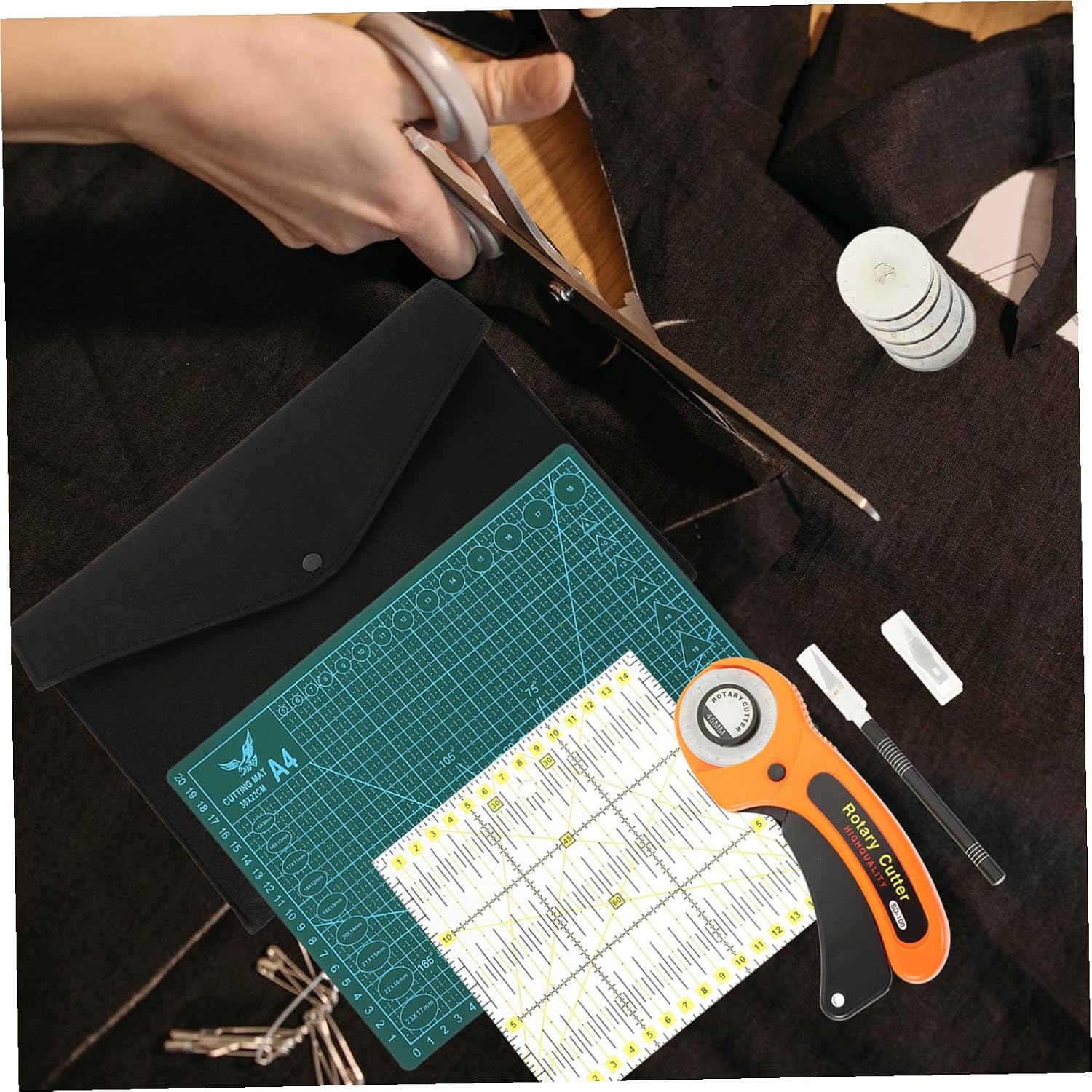 Rotary Cutter for Fabric Sewing Tool Kit with Cutting Mat and Storage Bag Carving Cutter for Precise Cloth Cutting in Home Office School and Shop Use